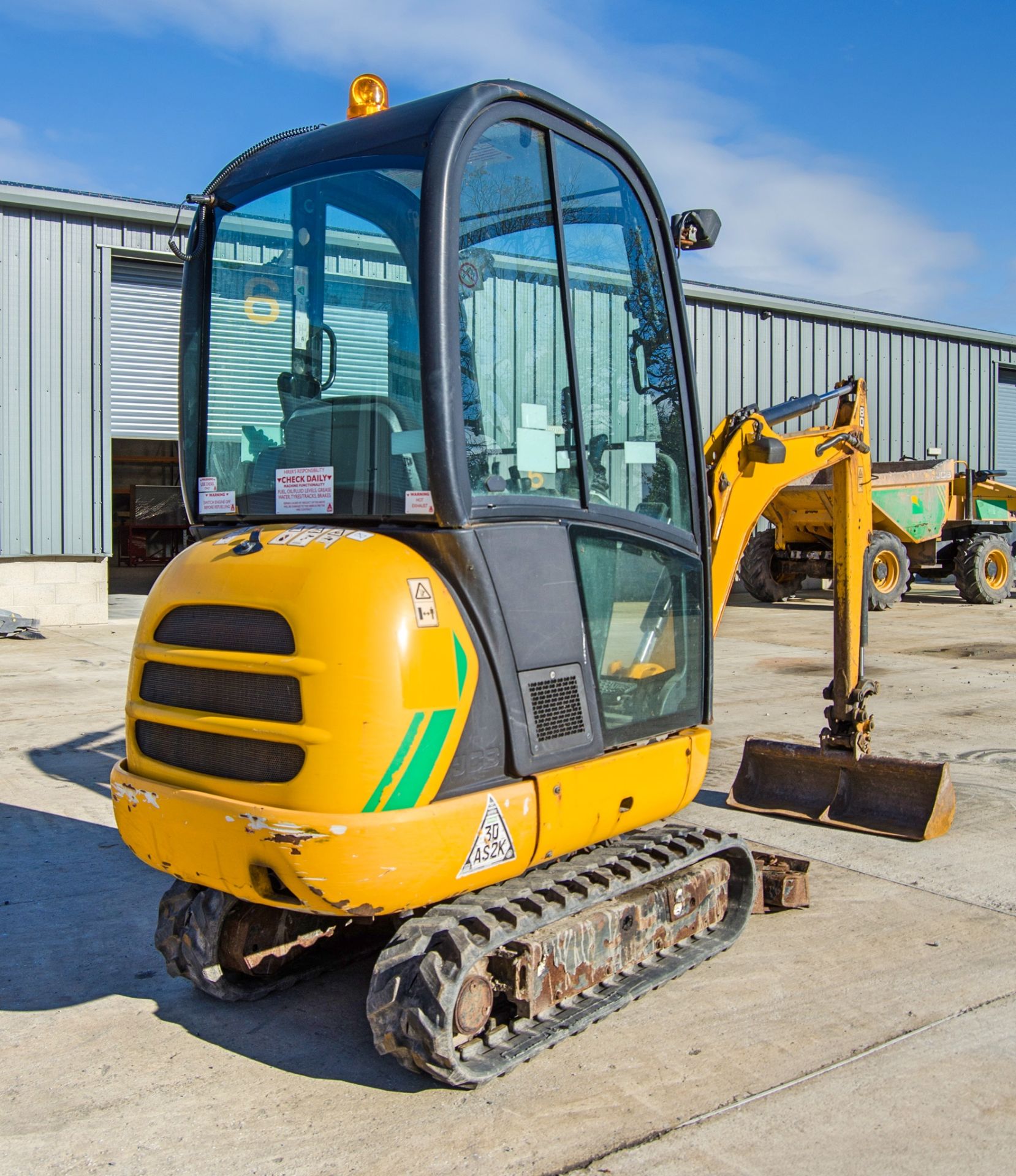 JCB 8018 CTS 1.5 tonne rubber tracked mini excavator Year: 2017 S/N: 2583539 Recorded Hours: 1689 - Image 4 of 26