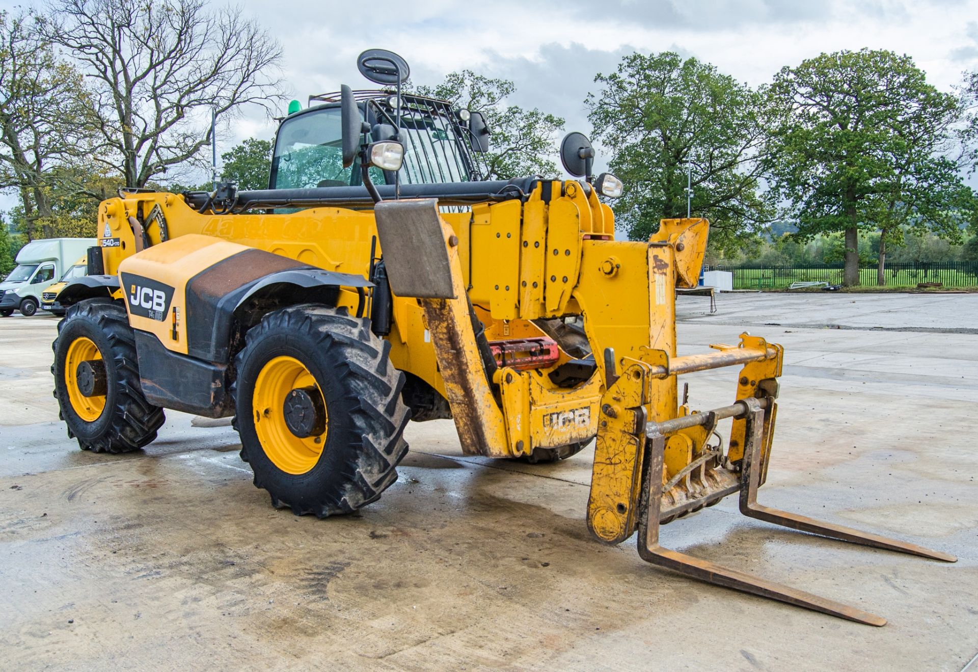 JCB 540-170 T4i III 17 metre telescopic handler Year: 2018 S/N: 2180029 Recorded Hours: 7997 c/w - Image 2 of 26