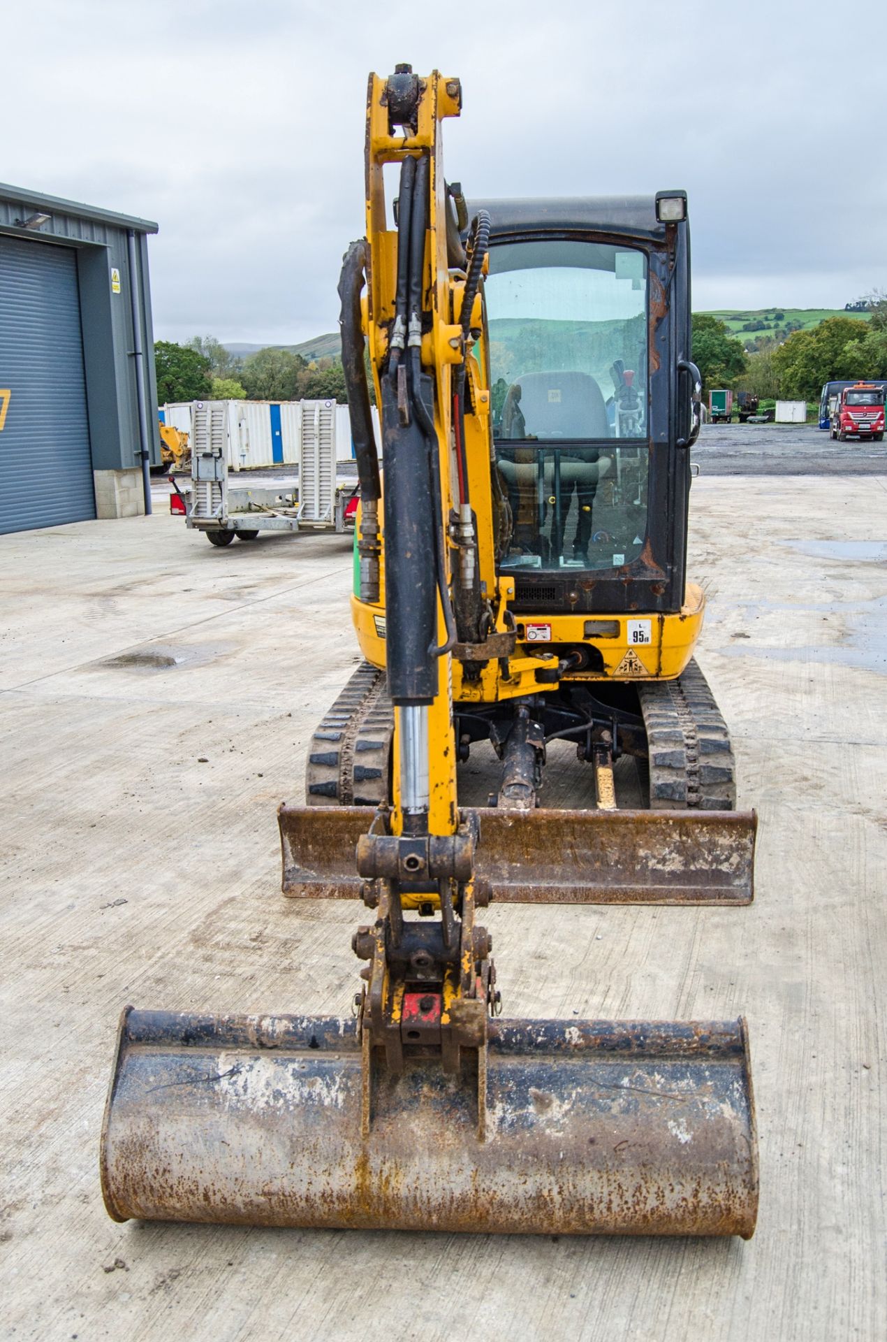 JCB 8025 ZTS 2.5 tonne rubber tracked excavator Year: 2015 S/N: 2226977 Recorded Hours: 1966 - Image 5 of 25