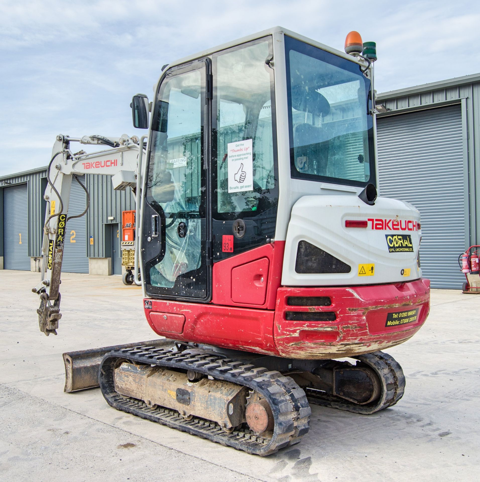 Takeuchi TB230 3 tonne rubber tracked excavator Year: 2018 S/N: 130003684 Recorded Hours: 2668 - Image 4 of 26