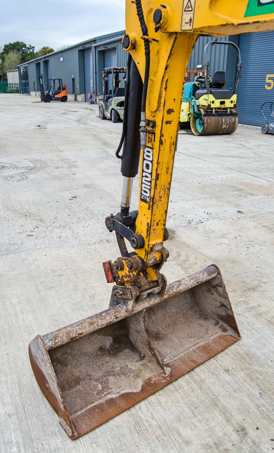 JCB 8025 ZTS 2.5 tonne rubber tracked excavator Year: 2015 S/N: 2226977 Recorded Hours: 1966 - Image 14 of 25