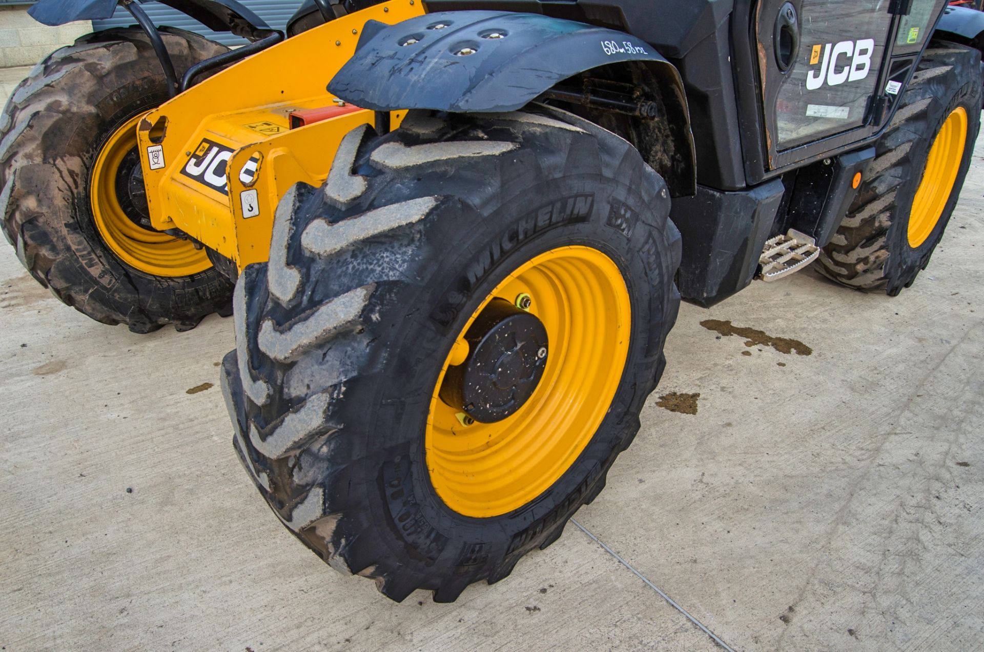 JCB 531-70 7 metre telescopic handler Year: 2016 S/N: 2461109 Recorded Hours: 1295 c/w rear camera - Image 13 of 24