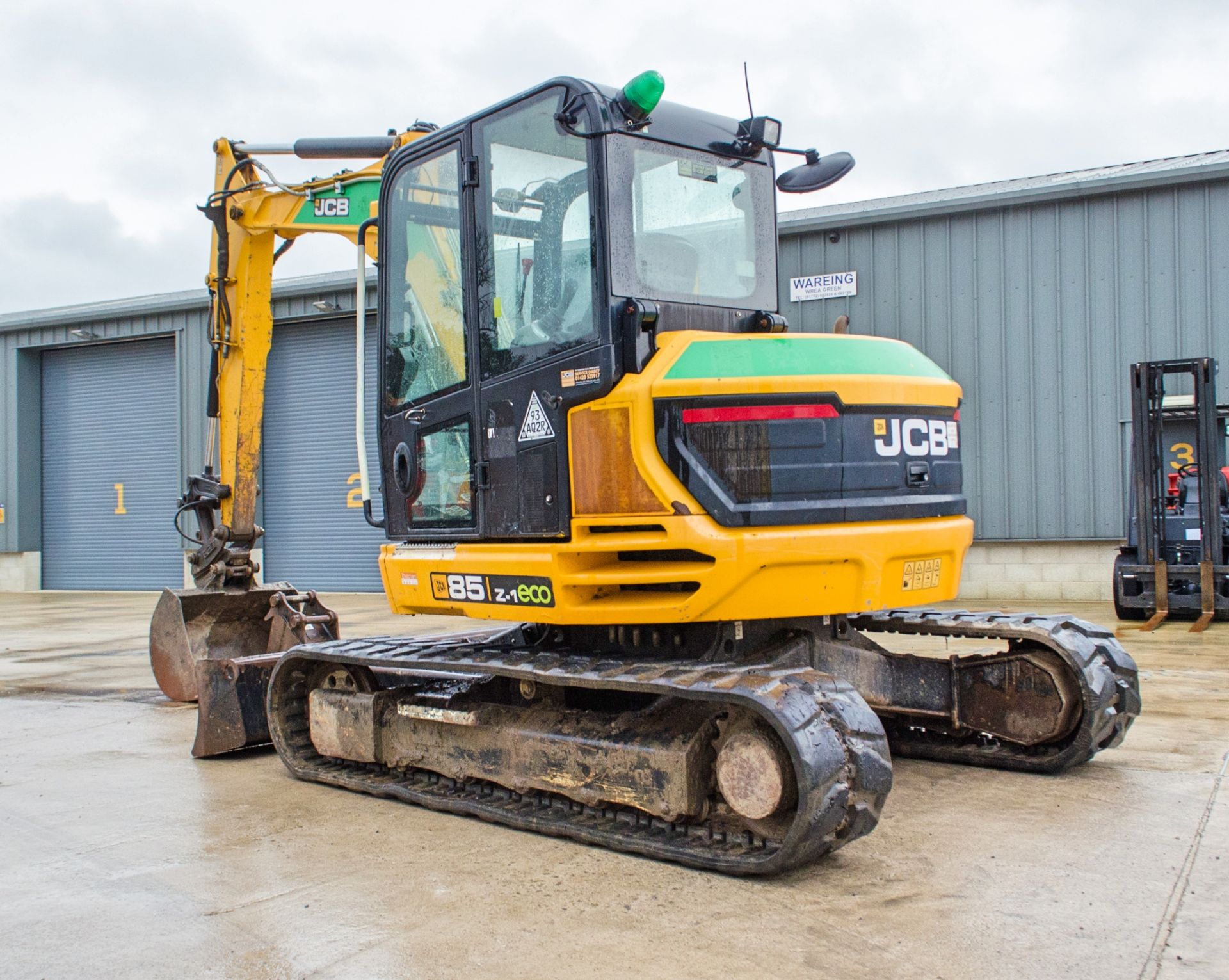 JCB 85 Z-1 Eco 8.5 tonne rubber tracked excavator Year: 2017 S/N: 2501028 Recorded Hours: 4260 - Image 4 of 27