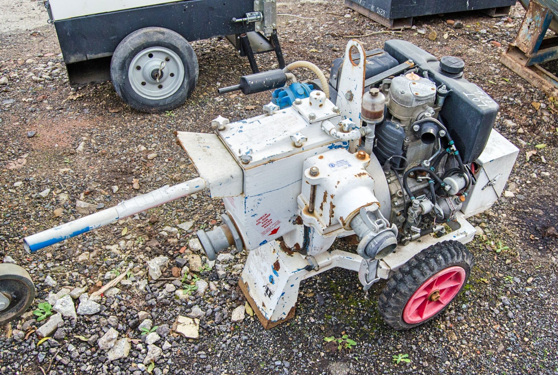 Diesel driven 2 inch water pump A942367 - Image 2 of 3