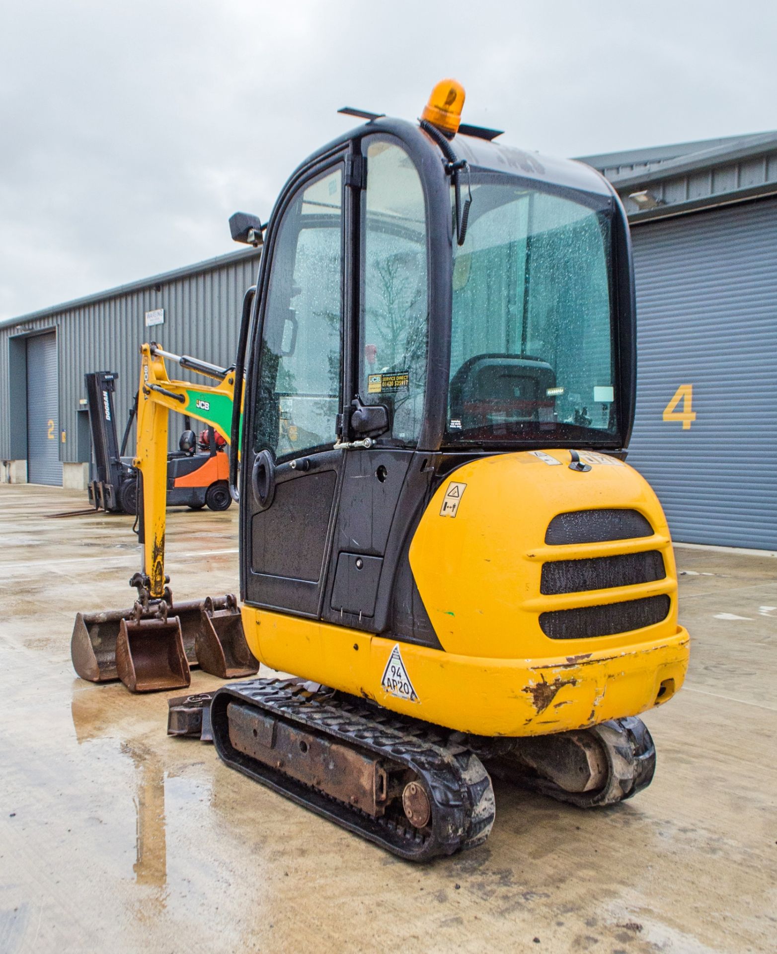 JCB 8018 CTS 1.5 tonne rubber tracked mini excavator Year: 2016 S/N: 2497627 Recorded Hours: 2351 - Image 4 of 26