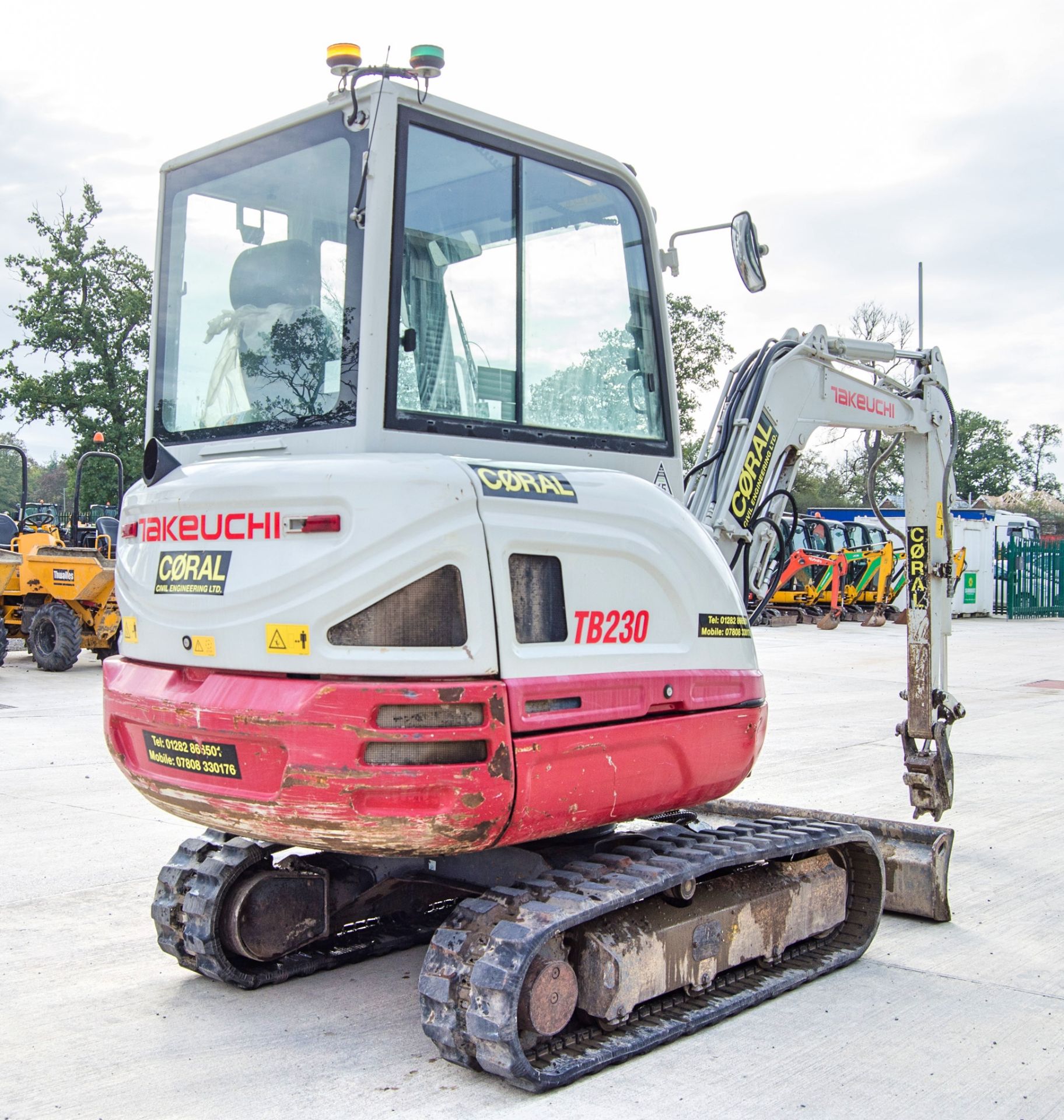 Takeuchi TB230 3 tonne rubber tracked excavator Year: 2018 S/N: 130003683 Recorded Hours: 1975 - Image 3 of 26