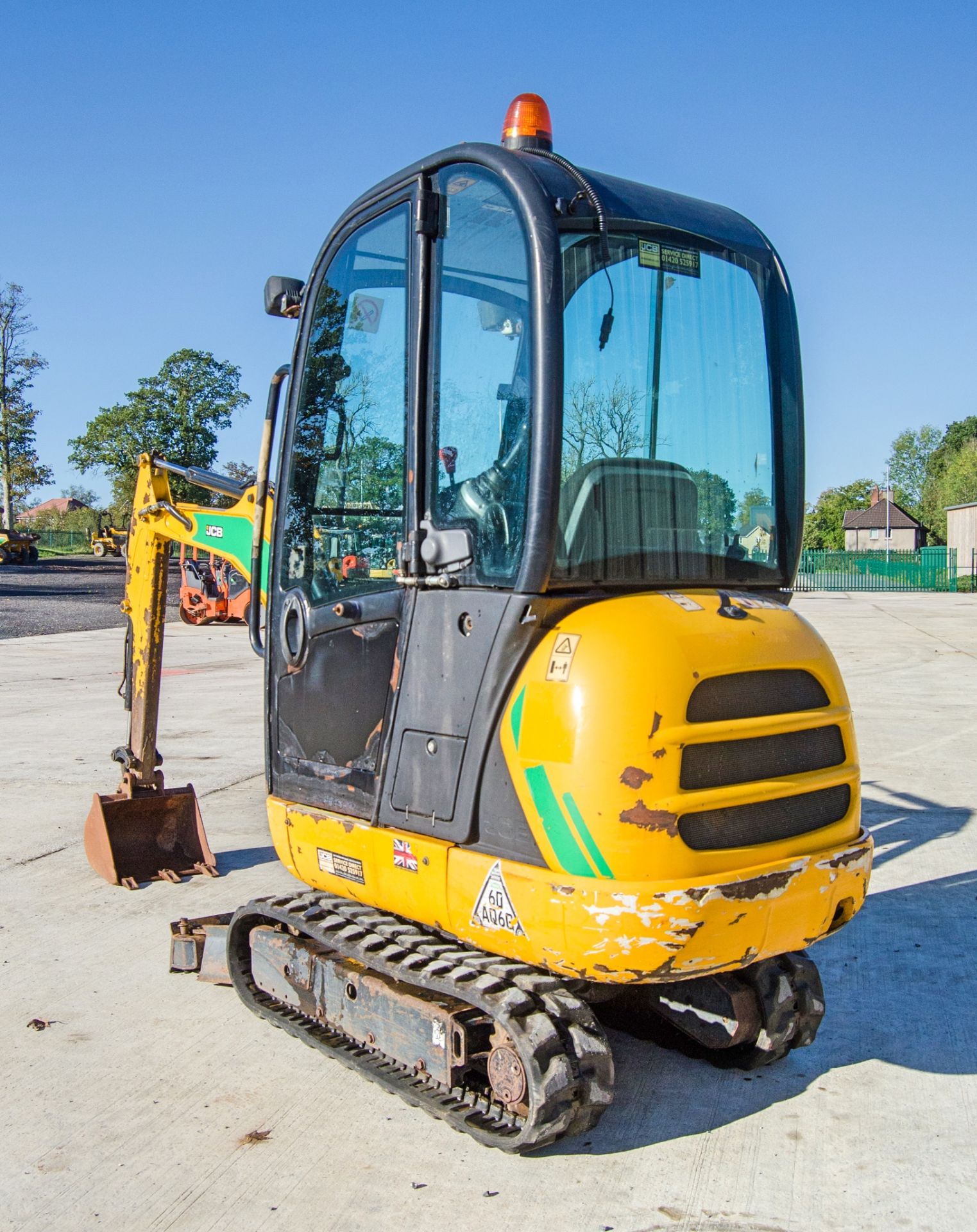 JCB 8018 CTS 1.5 tonne rubber tracked mini excavator Year: 2017 S/N: 2545086 Recorded Hours: 1844 - Image 3 of 26