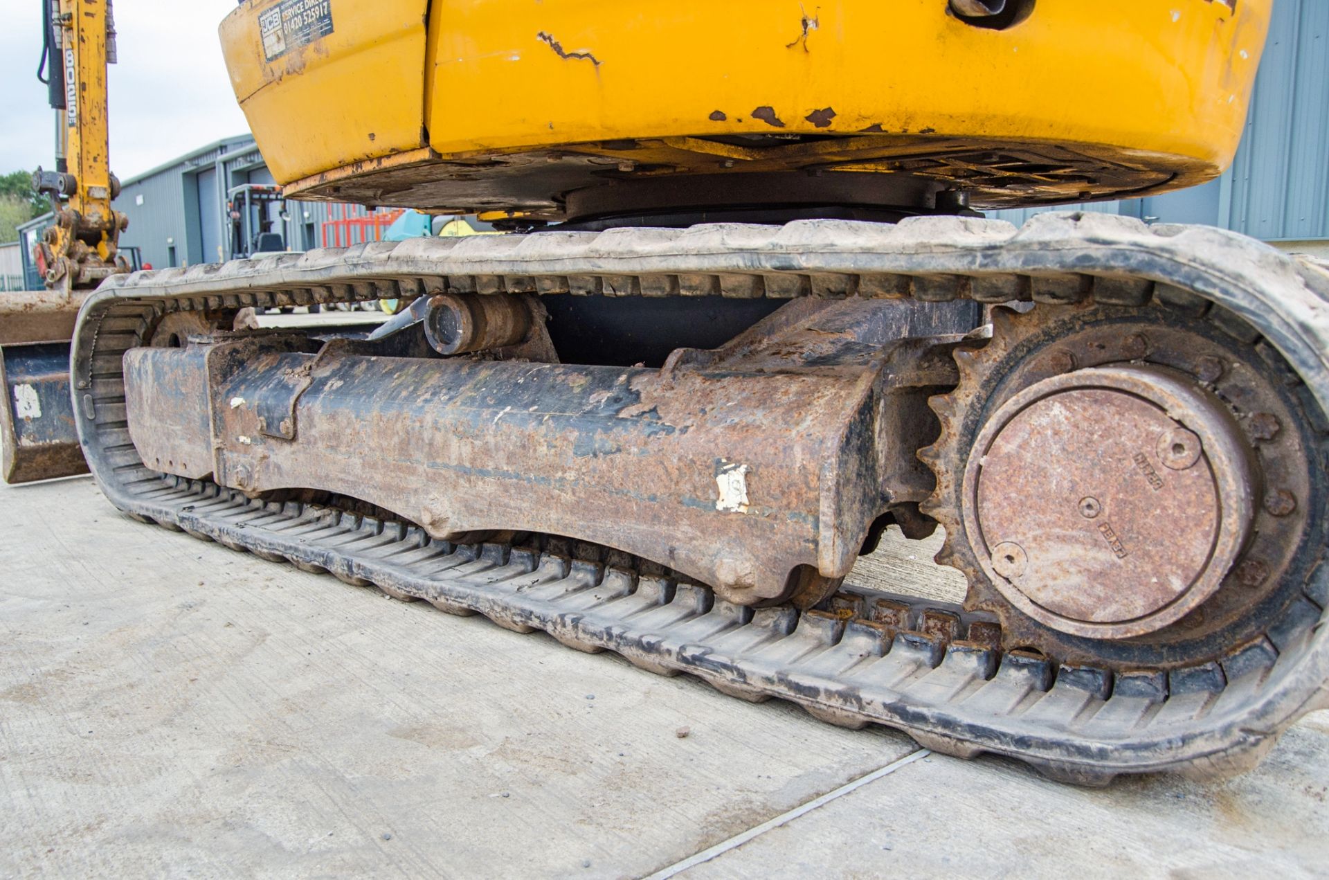 JCB 8025 ZTS 2.5 tonne rubber tracked excavator Year: 2015 S/N: 2226977 Recorded Hours: 1966 - Image 12 of 25