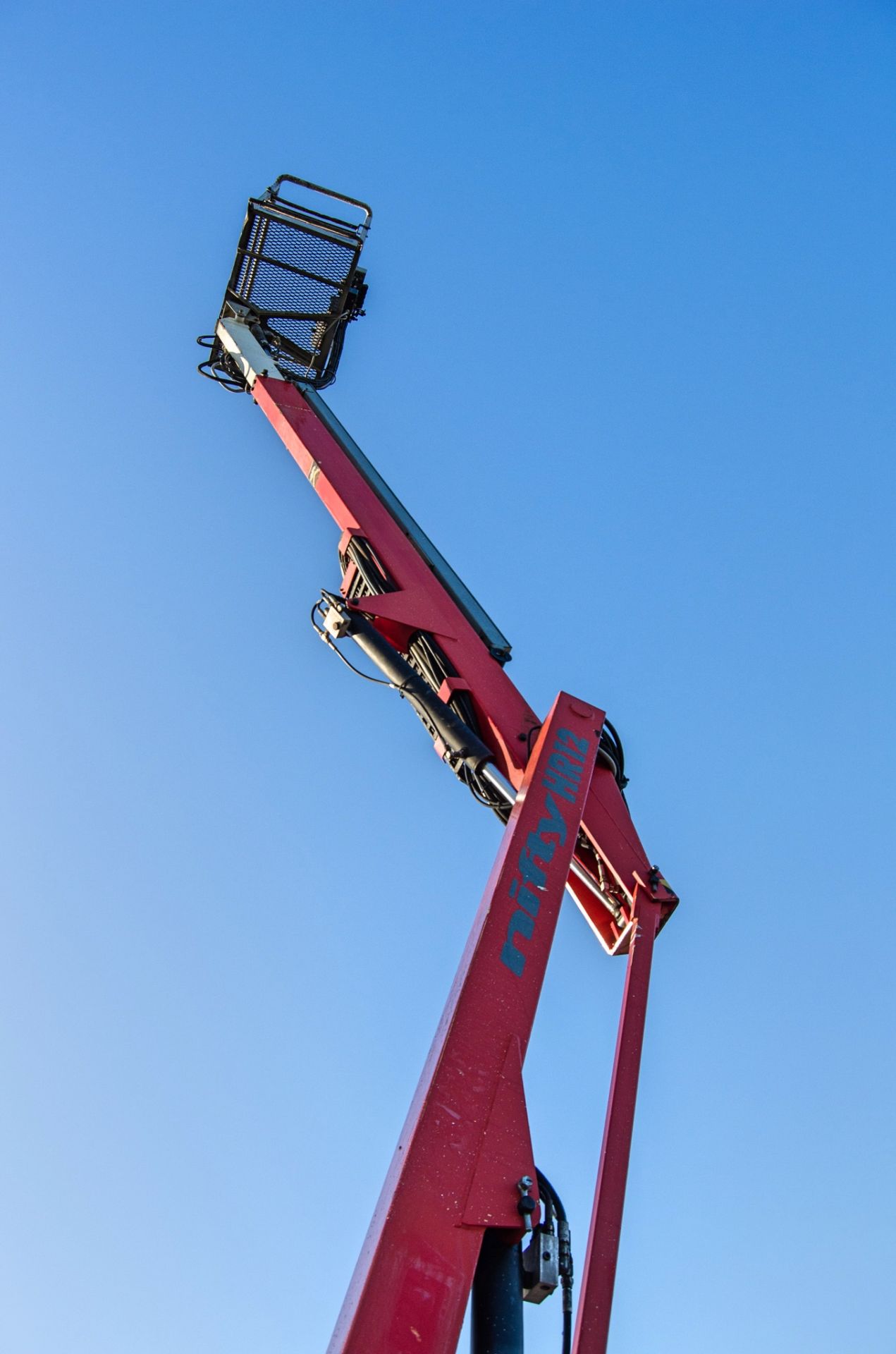 Nifty HR12 diesel/battery electric articulated boom access platform Year: 2010 S/N: 1220079 - Image 10 of 18