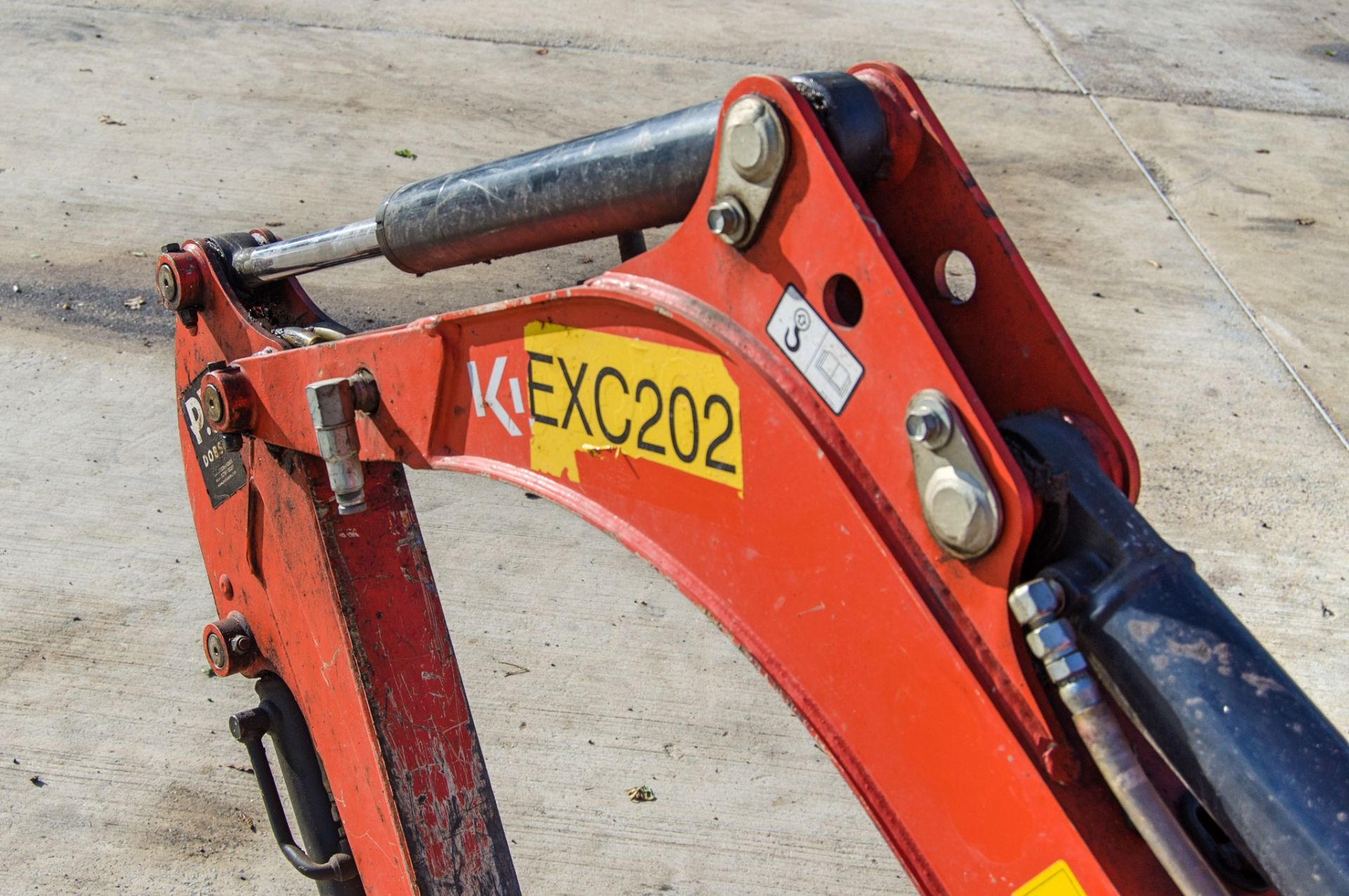 Kubota KX008-3 0.8 tonne rubber tracked micro excavator Year: 2019 S/N: 31814 Recorded Hours: 1318 - Image 16 of 25