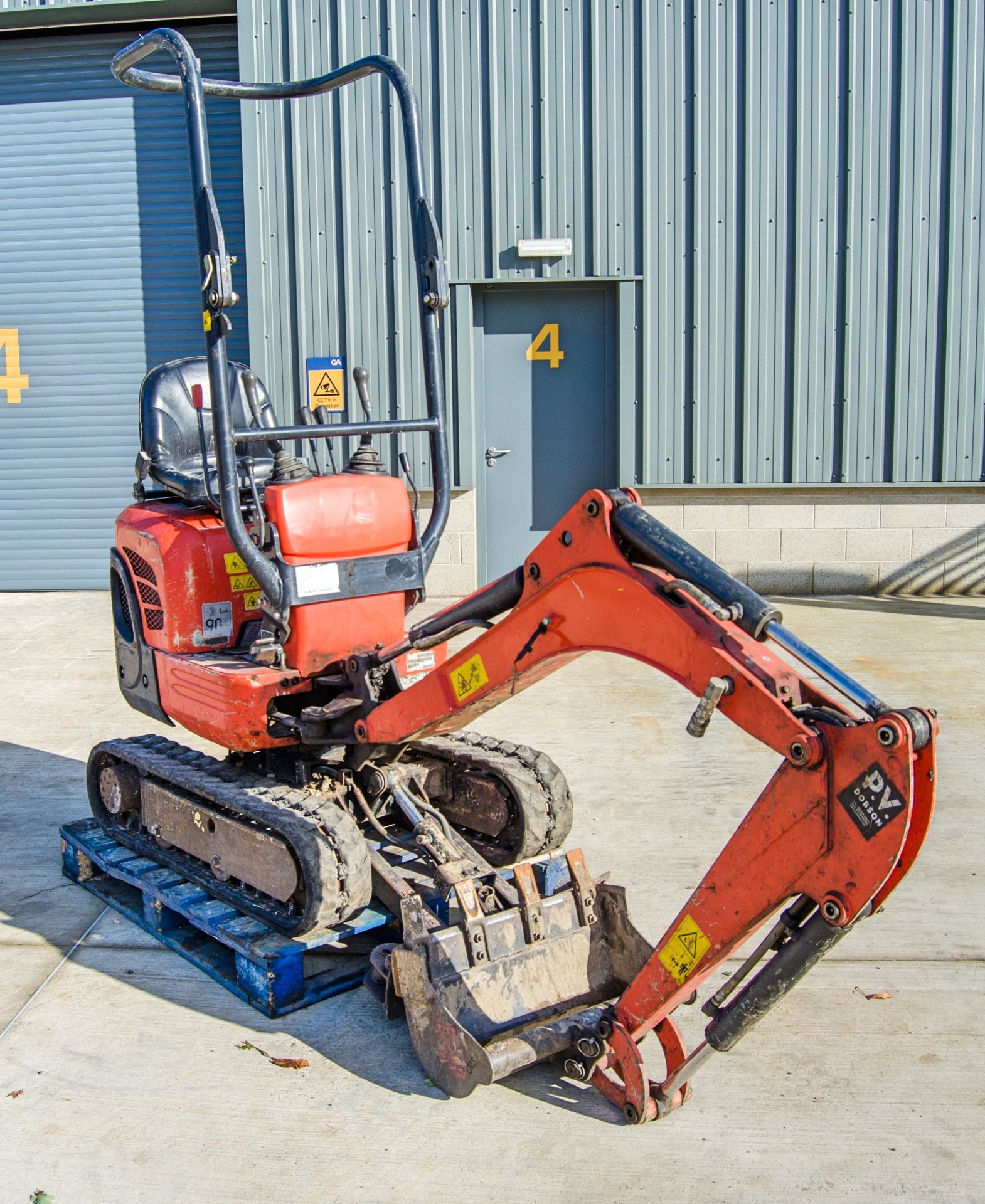 Kubota KX008-3 0.8 tonne rubber tracked micro excavator Year: 2019 S/N: 31814 Recorded Hours: 1318 - Image 2 of 25