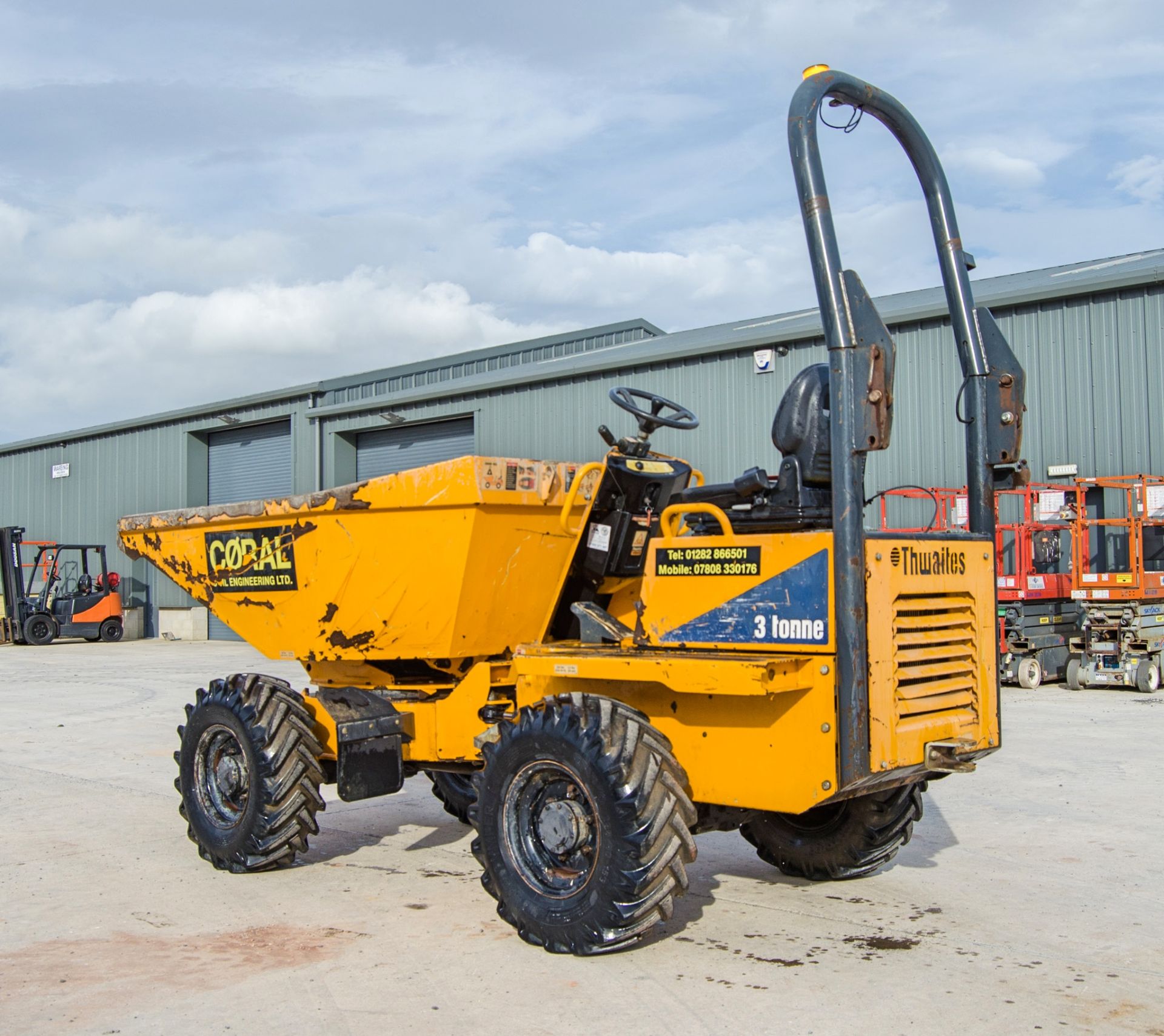 Thwaites 3 tonne swivel skip dumper Year: 2016 S/N: 608D5109 Recorded Hours: 1054 - Image 3 of 22