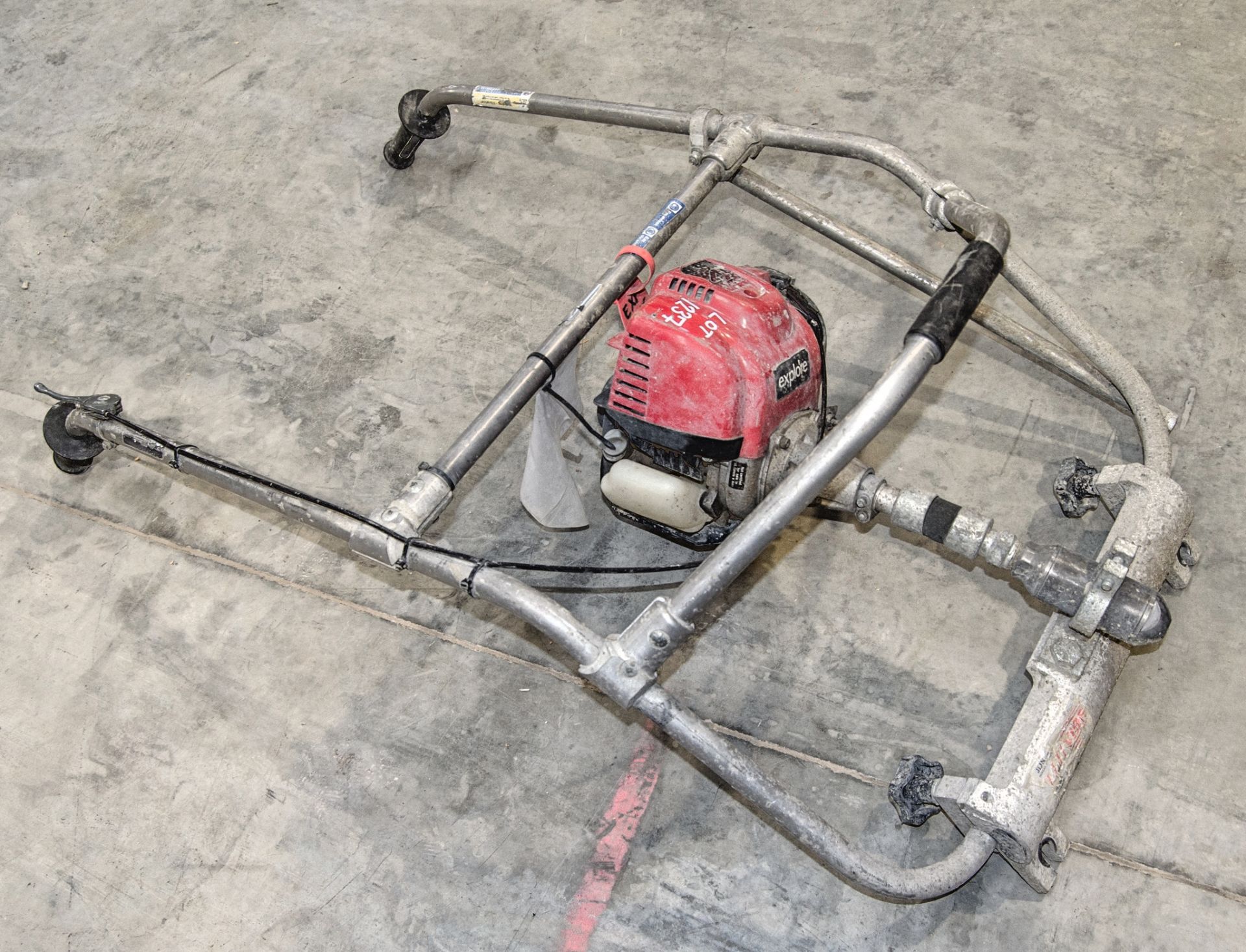 Petrol driven concrete screed drive unit EXP3876