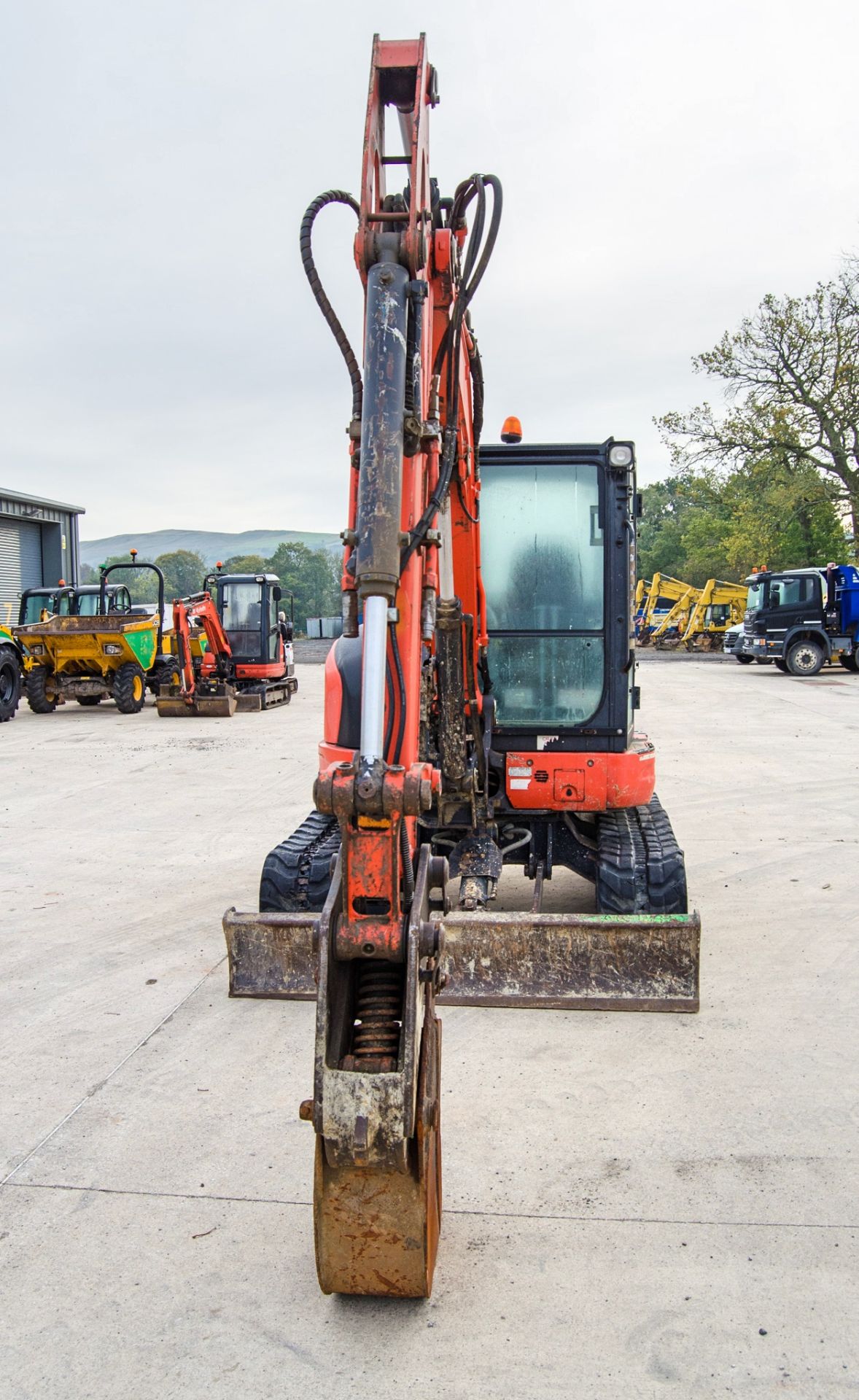 Kubota U55-4 5.5 tonne rubber tracked excavator Year: 2014 S/N: 52734 Recorded Hours: 3807 blade, - Image 5 of 27