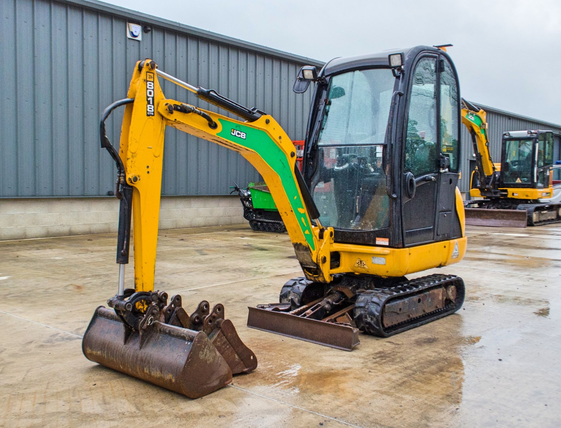 JCB 8018 CTS 1.5 tonne rubber tracked mini excavator Year: 2016 S/N: 2497627 Recorded Hours: 2351