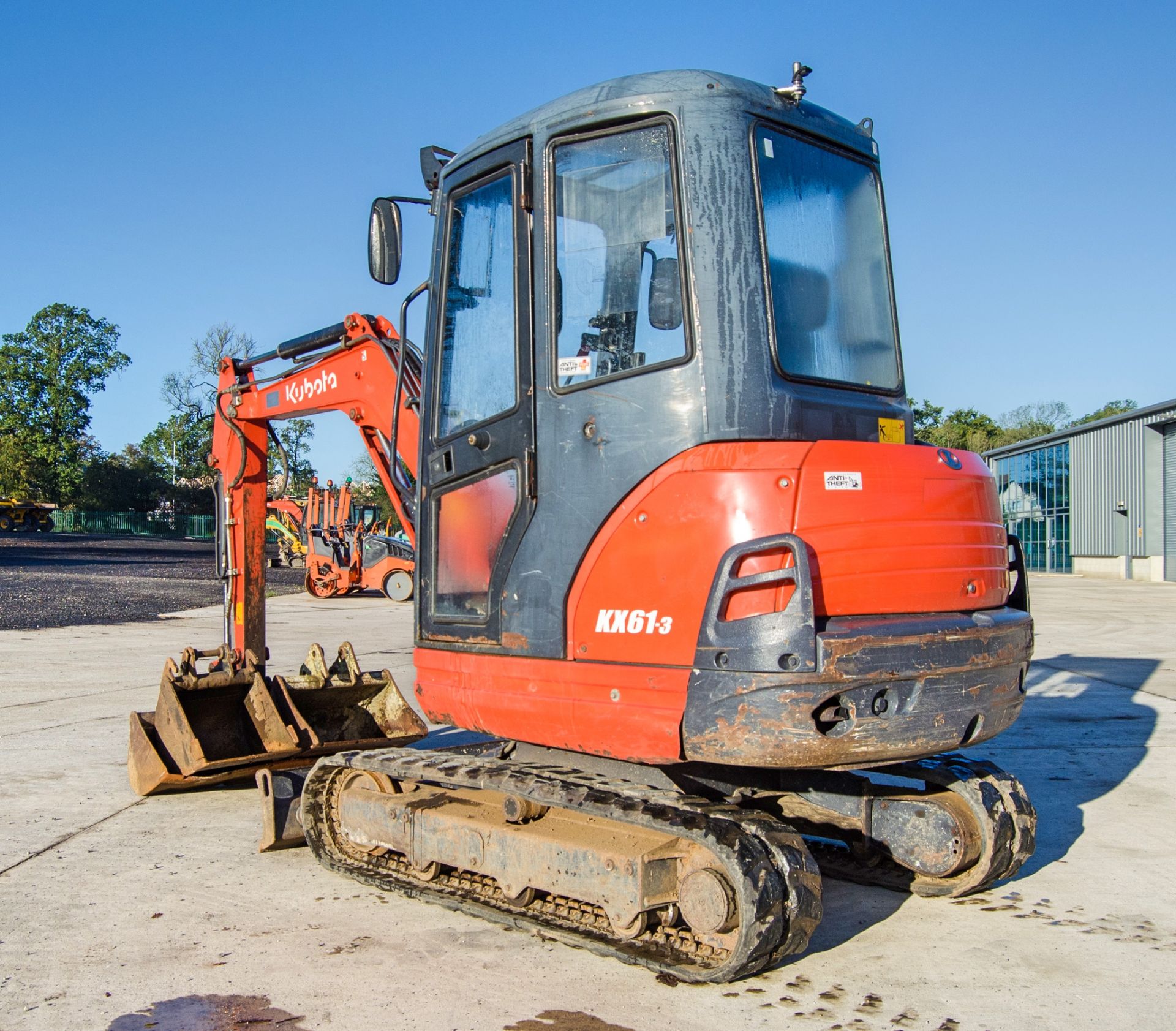 Kubota KX61-3 2.5 tonne rubber tracked mini excavator Year: 2016 S/N: 82513 Recorded Hours: 3331 - Image 3 of 26