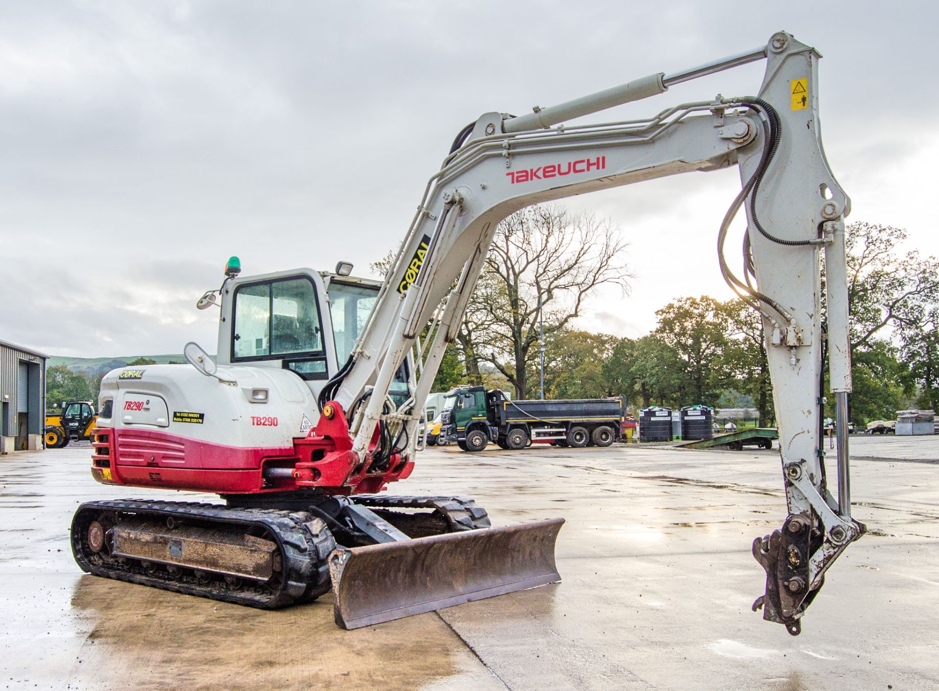 Takeuchi TB290 9 tonne rubber tracked excavator Year: 2018 S/N: 190200971 Recorded Hours: 5153 - Image 2 of 26