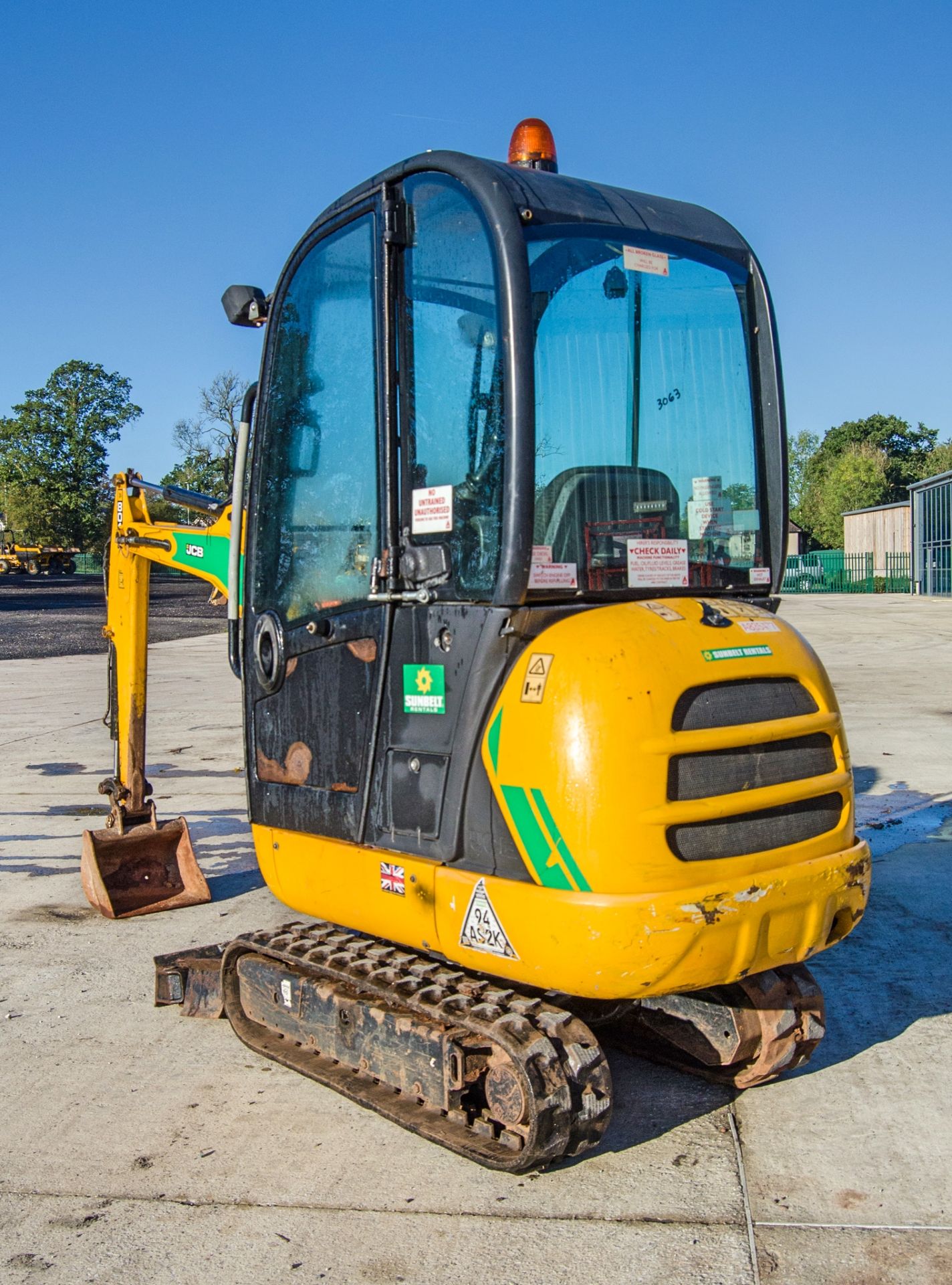 JCB 8018 CTS 1.5 tonne rubber tracked mini excavator Year: 2017 S/N: 2583603 Recorded Hours: 1334 - Image 3 of 26