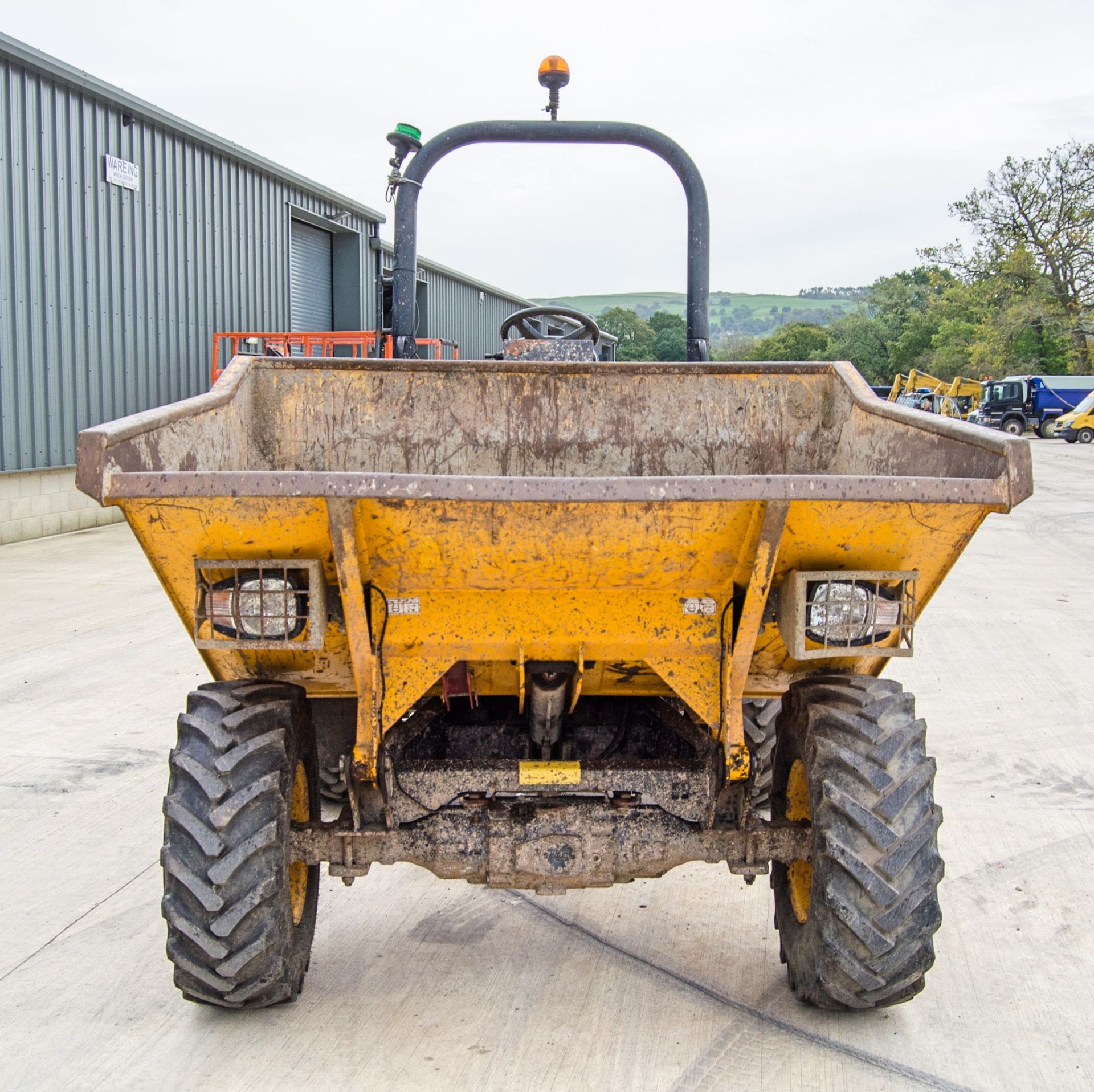 JCB 3 tonne straight skip dumper Year: 2015 S/N: EFFRE7335 Recorded Hours: 1383 A669049 - Image 5 of 23