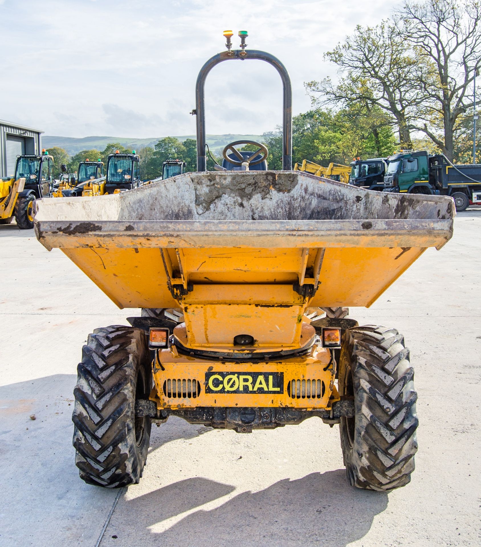 Thwaites 3 tonne swivel skip dumper Year: 2016 S/N: 1611D6661 Recorded Hours: 1255 - Image 5 of 21