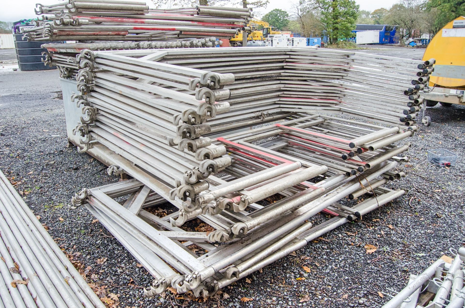 Approximately 15 metres of Eurotowers guard rails & components as photographed - Image 4 of 5