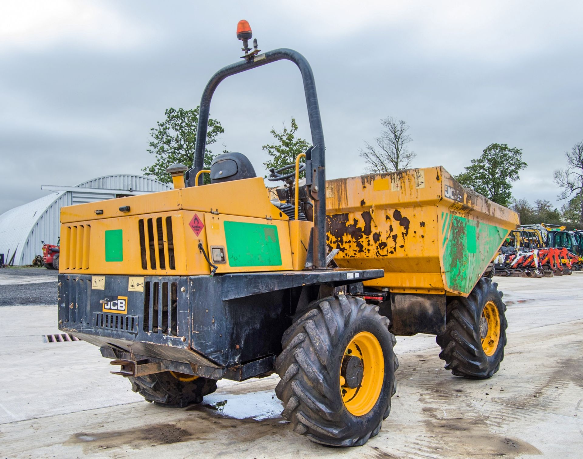 JCB 6TFT 6 tonne straight skip dumper Year: 2015 S/N: EFFRK7583 Recorded Hours: 1967 A666960 - Image 3 of 23