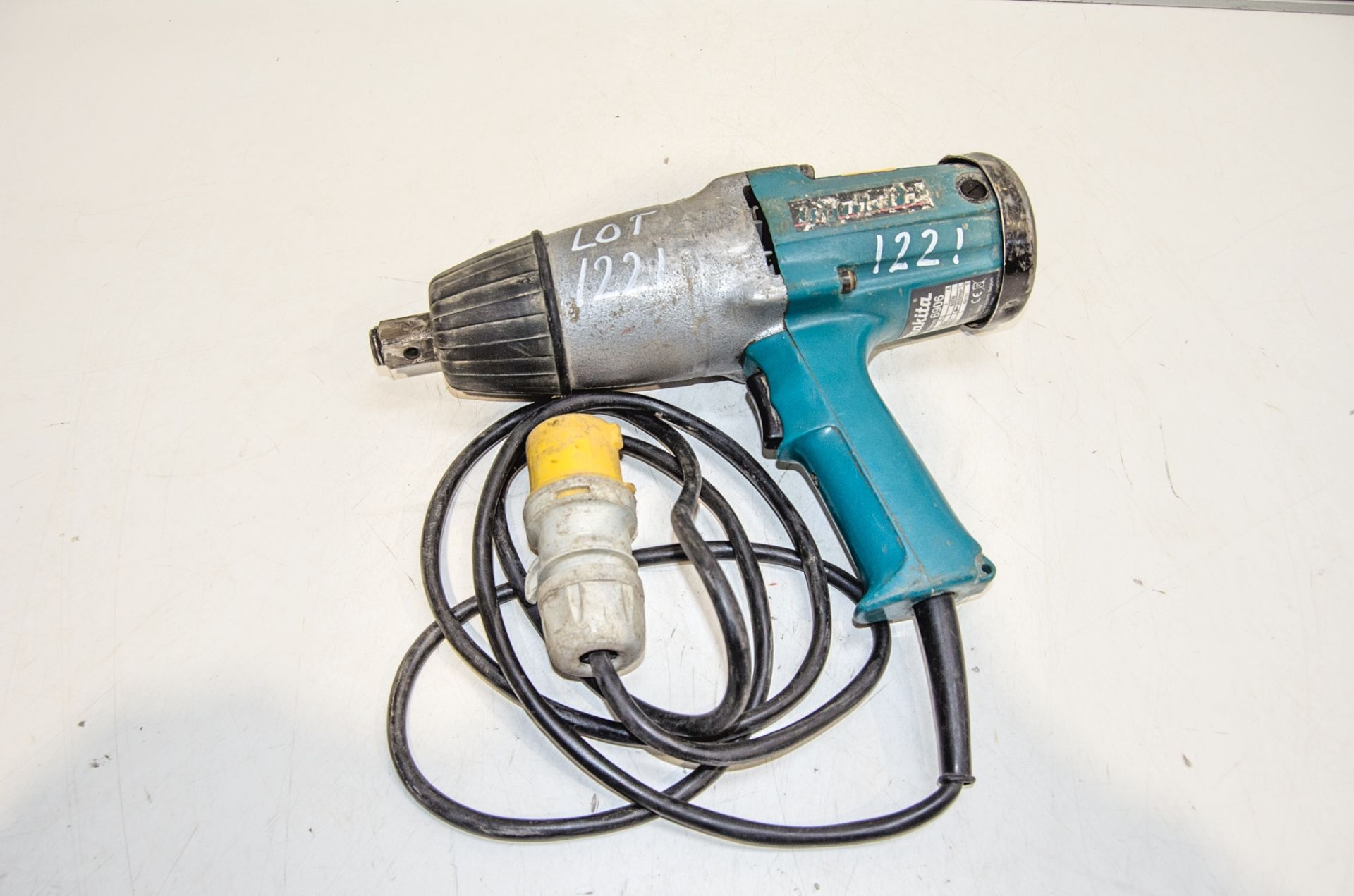 Makita 6906 110v 3/4 inch drive impact gun EXP3292