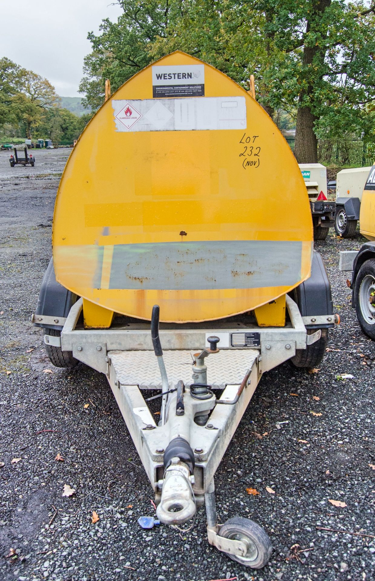 Western Abbi 2000 litre twin axle fast tow bunded fuel bowser c/w manual pump, delivery hose & - Image 3 of 5