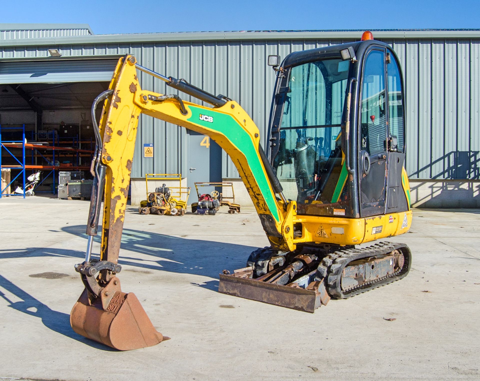 JCB 8018 CTS 1.5 tonne rubber tracked mini excavator Year: 2017 S/N: 2545086 Recorded Hours: 1844