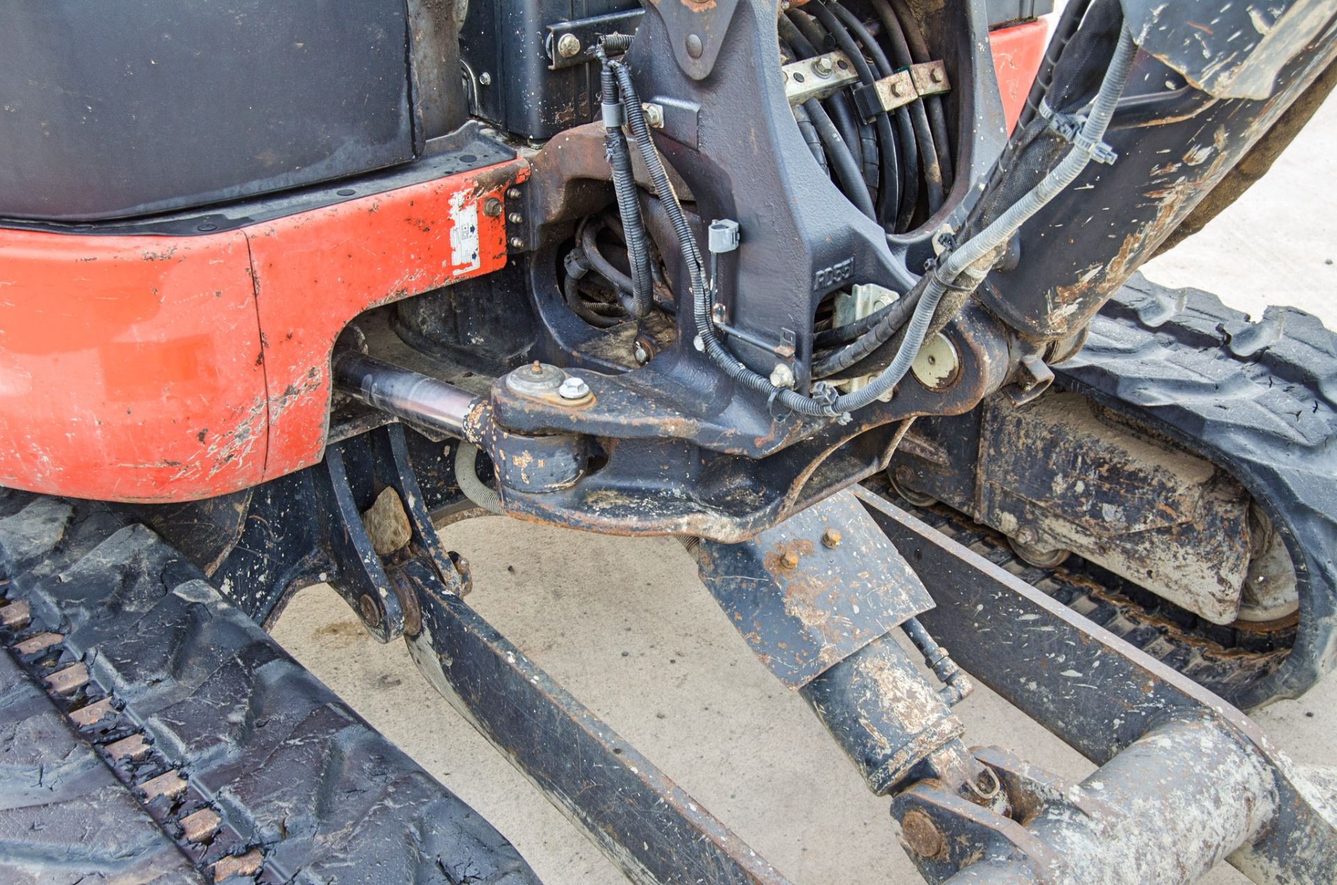 Kubota U55-4 5.5 tonne rubber tracked excavator Year: 2014 S/N: 52734 Recorded Hours: 3807 blade, - Image 18 of 27