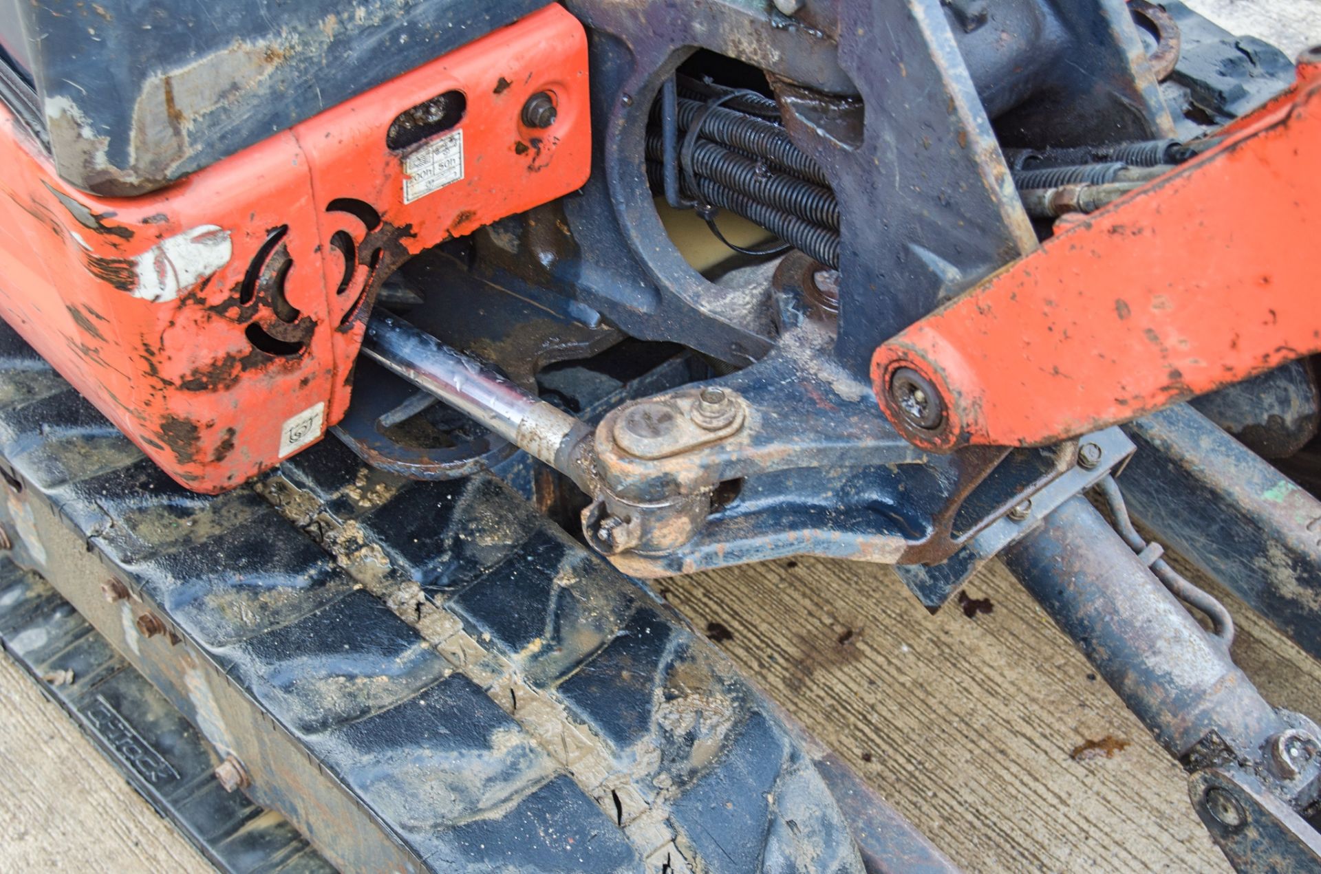 Kubota KX016-4 1.5 tonne rubber tracked mini excavator Year: 2015 S/N: 58861 Recorded Hours: 3280 - Image 17 of 26