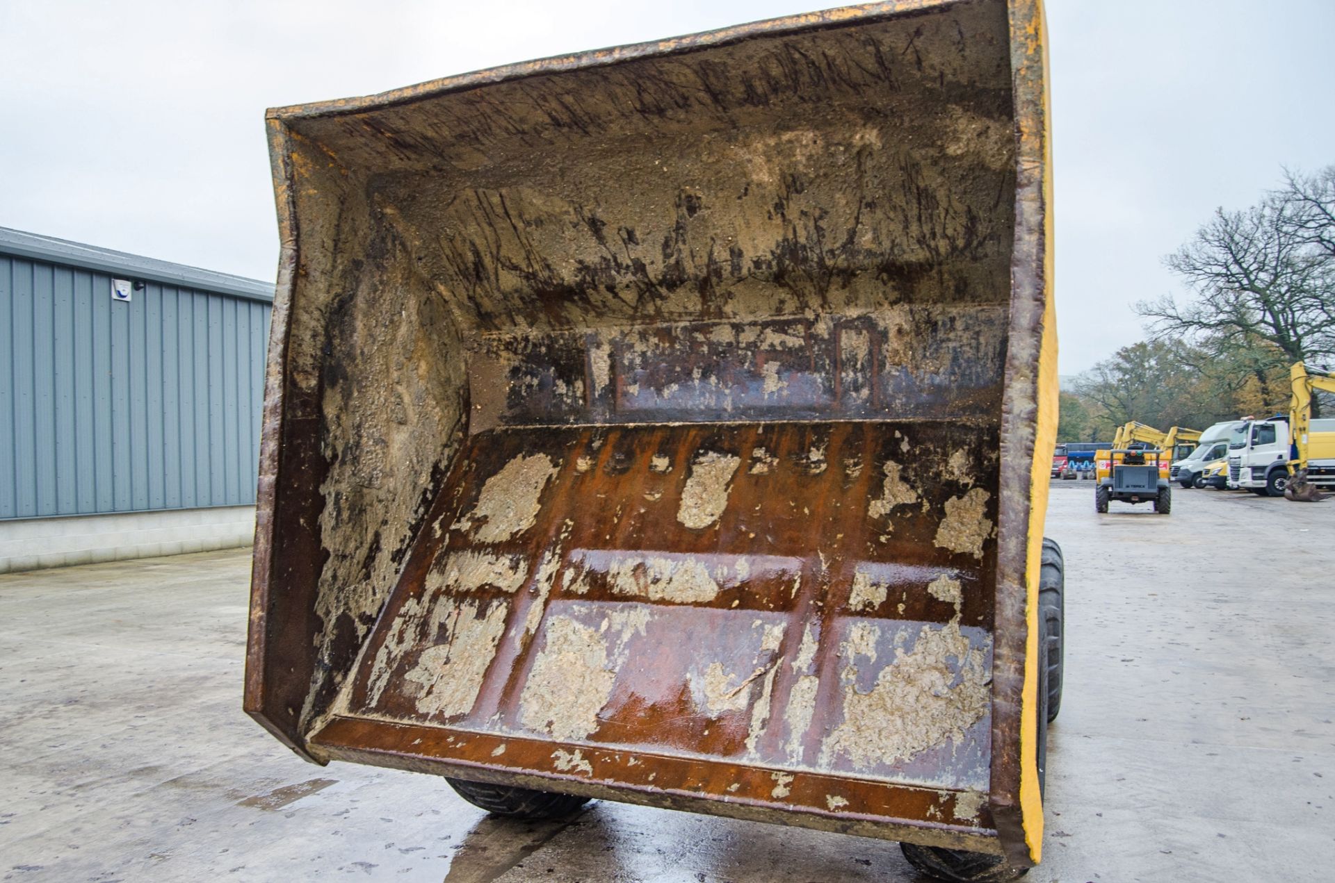 Terex TA9 9 tonne straight skip dumper Year: 2014 S/N: SLBD1DD0EE1PK4947 Recorded Hours: 598 D1718 - Image 10 of 24