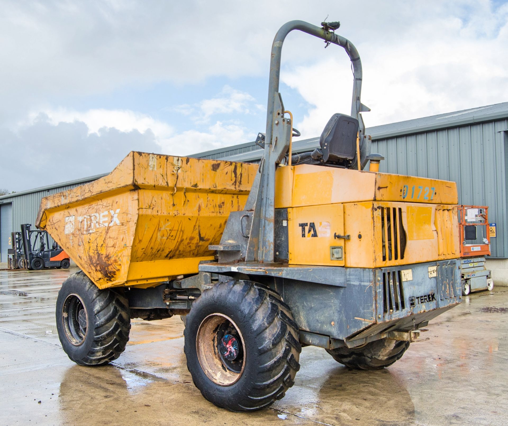 Terex TA9 9 tonne straight skip dumper Year: 2014 S/N: EE1PK5033 Recorded Hours: 3317 D1727 - Image 4 of 23