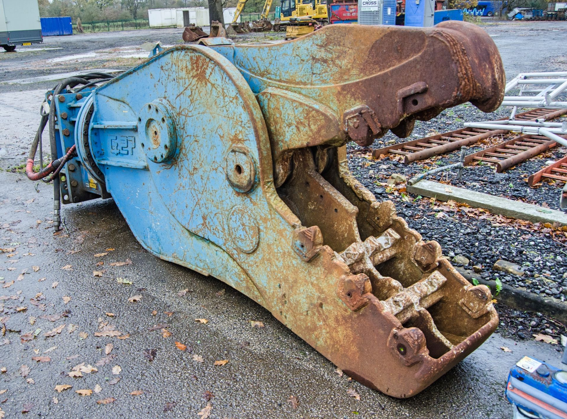 Zato G27 hydraulic demolition shear