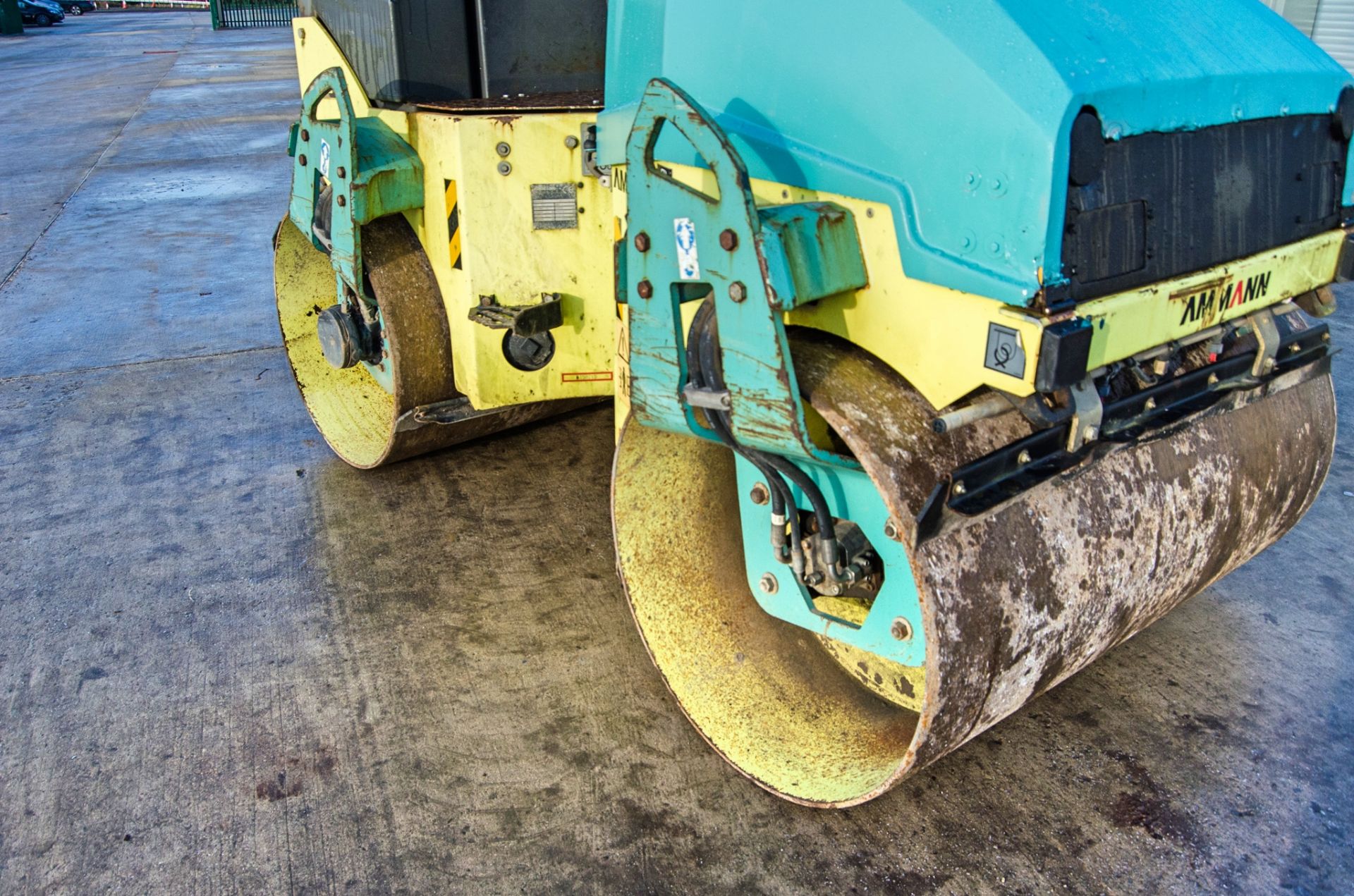 Ammann ARX26 double drum ride on roller Year: 2015 S/N: 6150215 Recorded Hours: 812 2048 - Image 11 of 21
