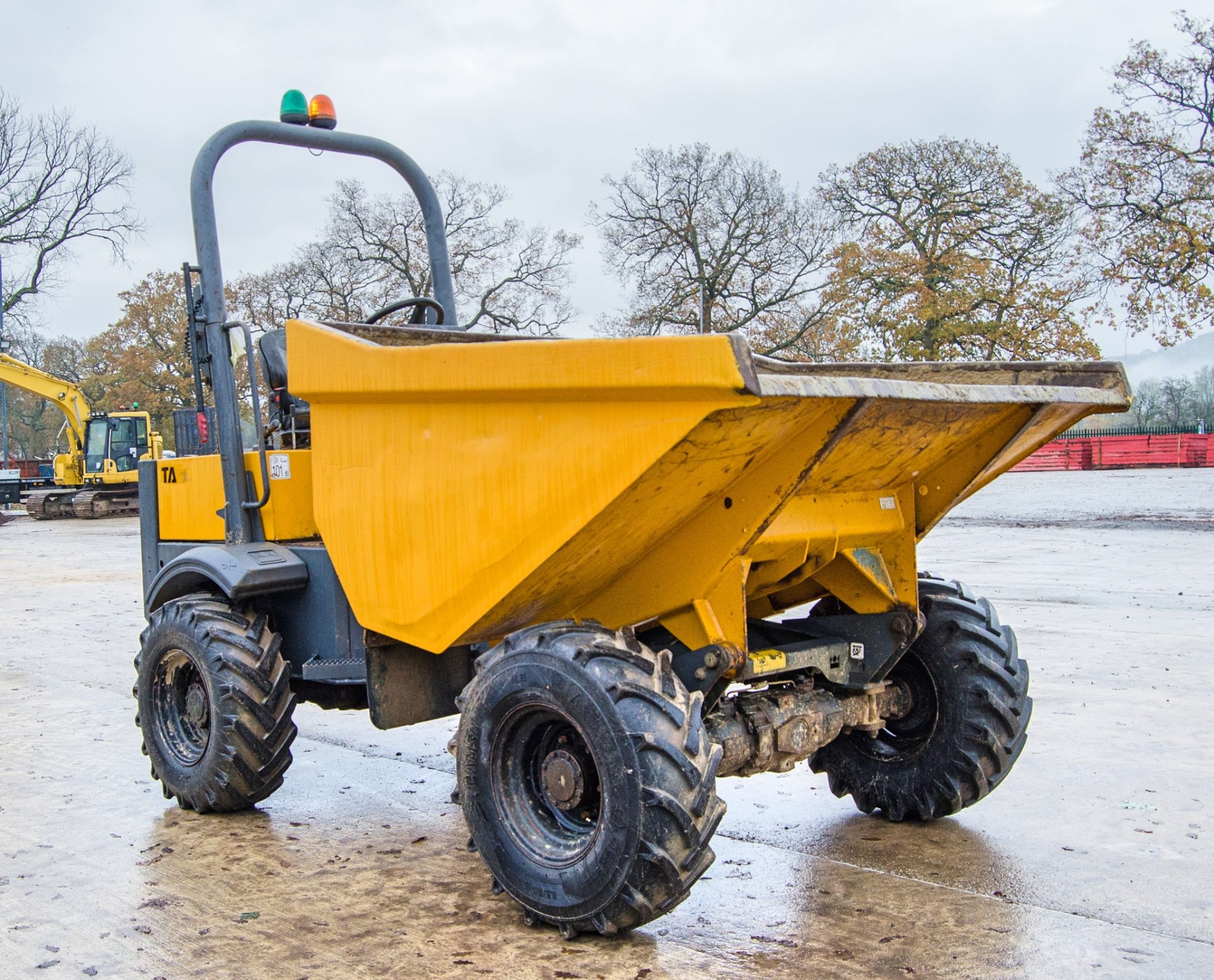 Terex TA3H 3 tonne straight skip dumper Year: 2015 S/N: EF2PC6690 Recorded Hours: 2120 Hydrostatic - Image 2 of 22