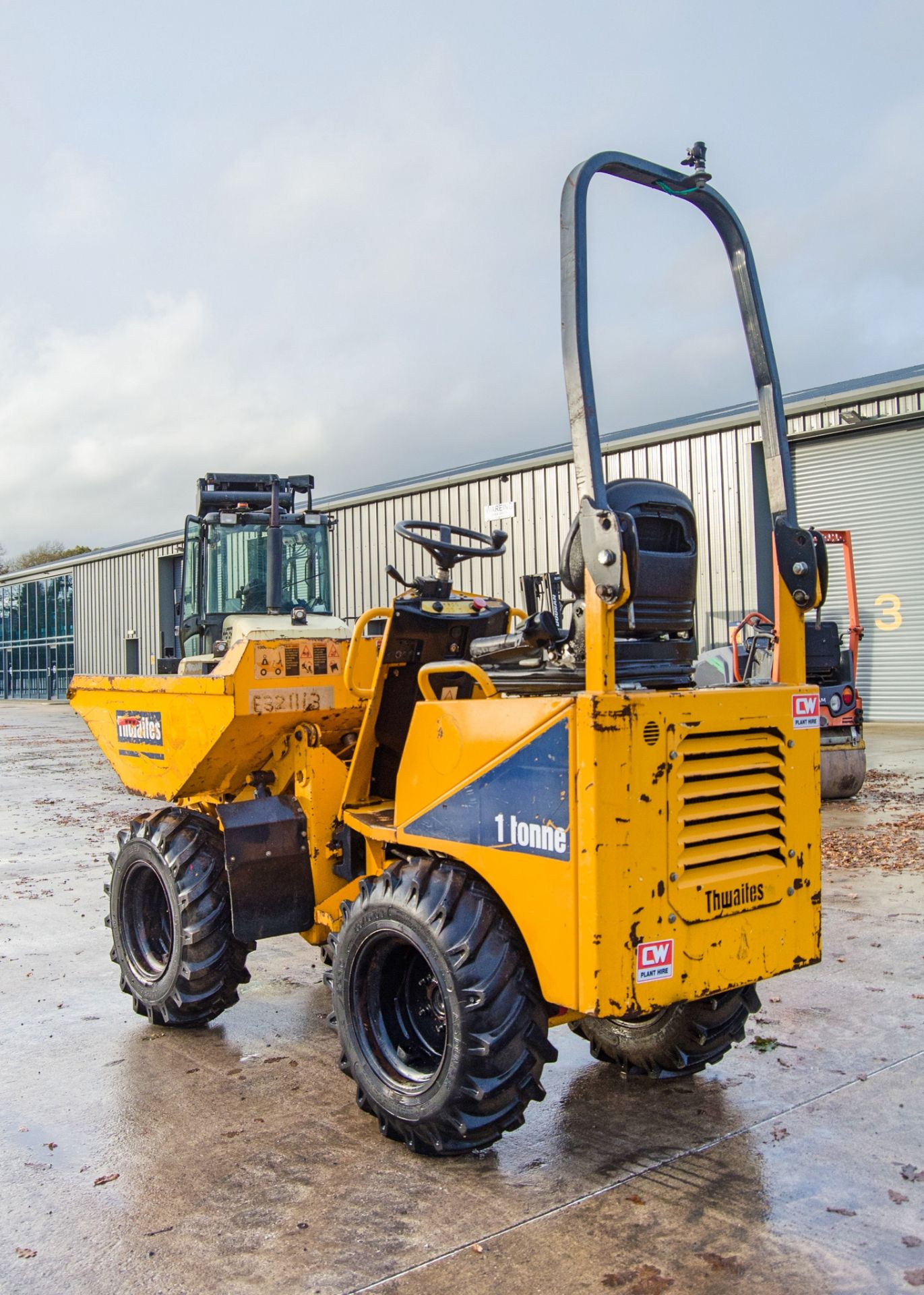 Thwaites 1 tonne hi-tip dumper Year: 2014 S/N: Z1417C9163 Recorded Hours: 2024 E321113 - Image 4 of 23