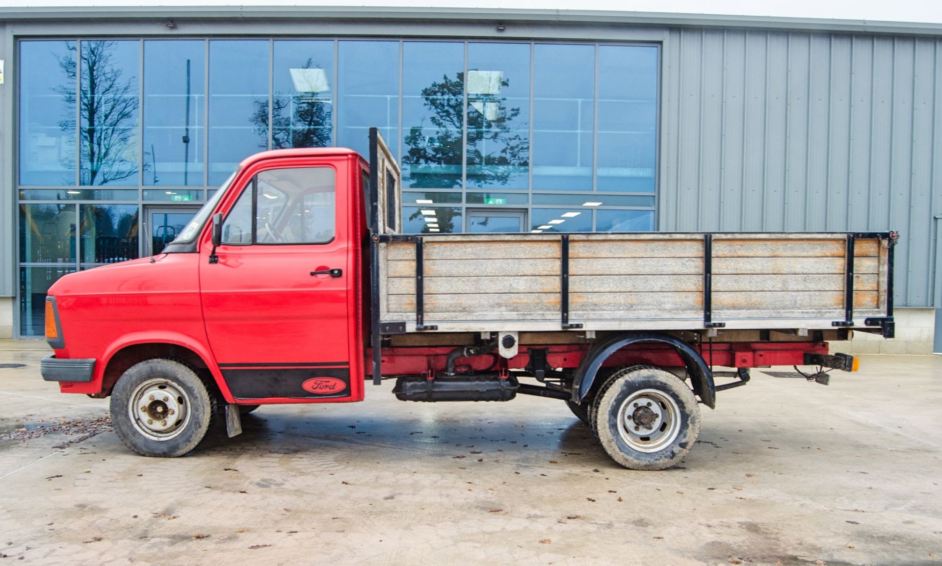 Ford Transit 2 litre petrol drop side pick up Registration Number: B750 BTW Date of Registration: - Image 8 of 29