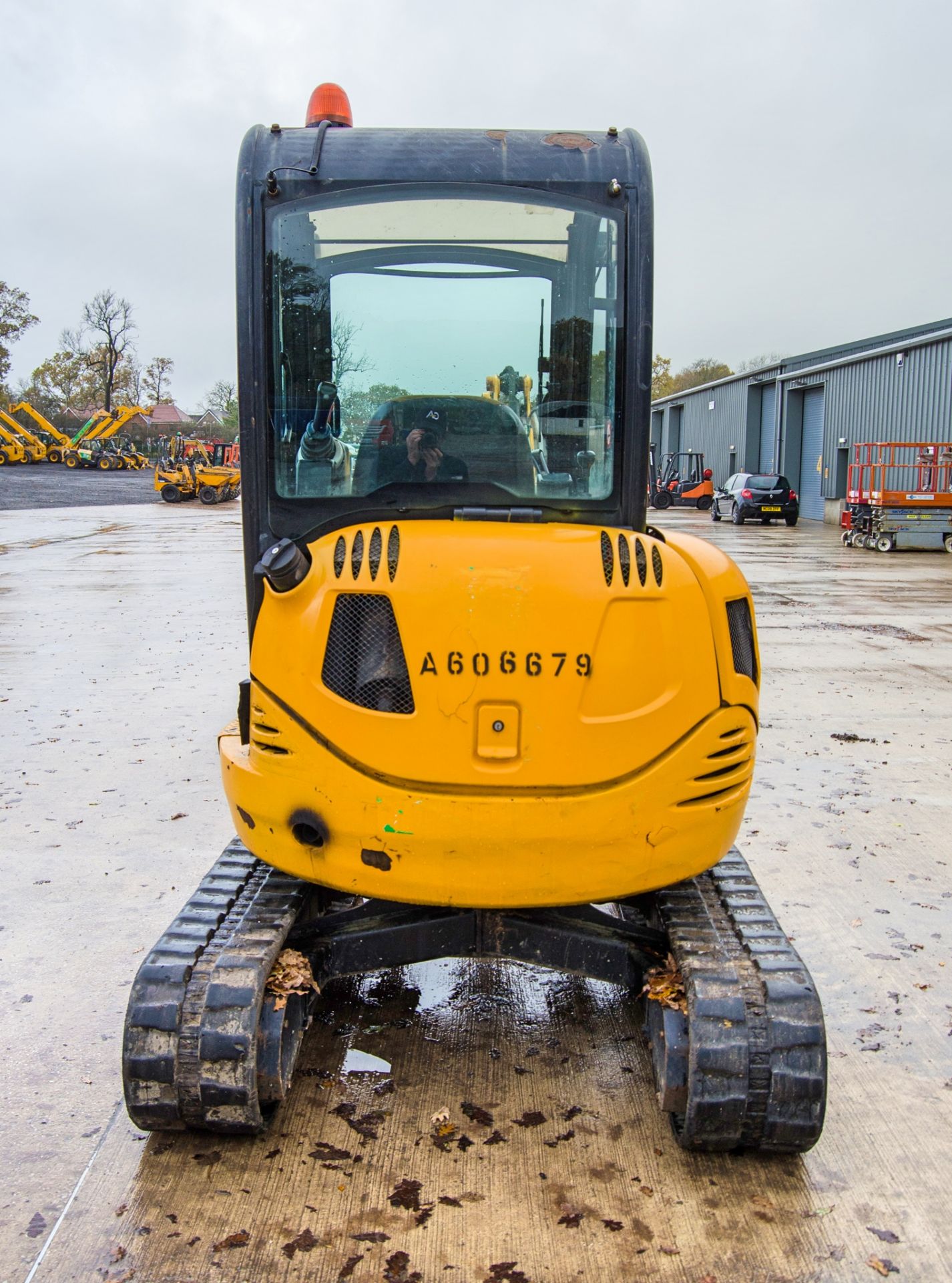 JCB 8025 ZTS 2.5 tonne rubber tracked mini excavator Year: 2013 S/N: 2226866 Recorded Hours: 3768 - Image 6 of 24
