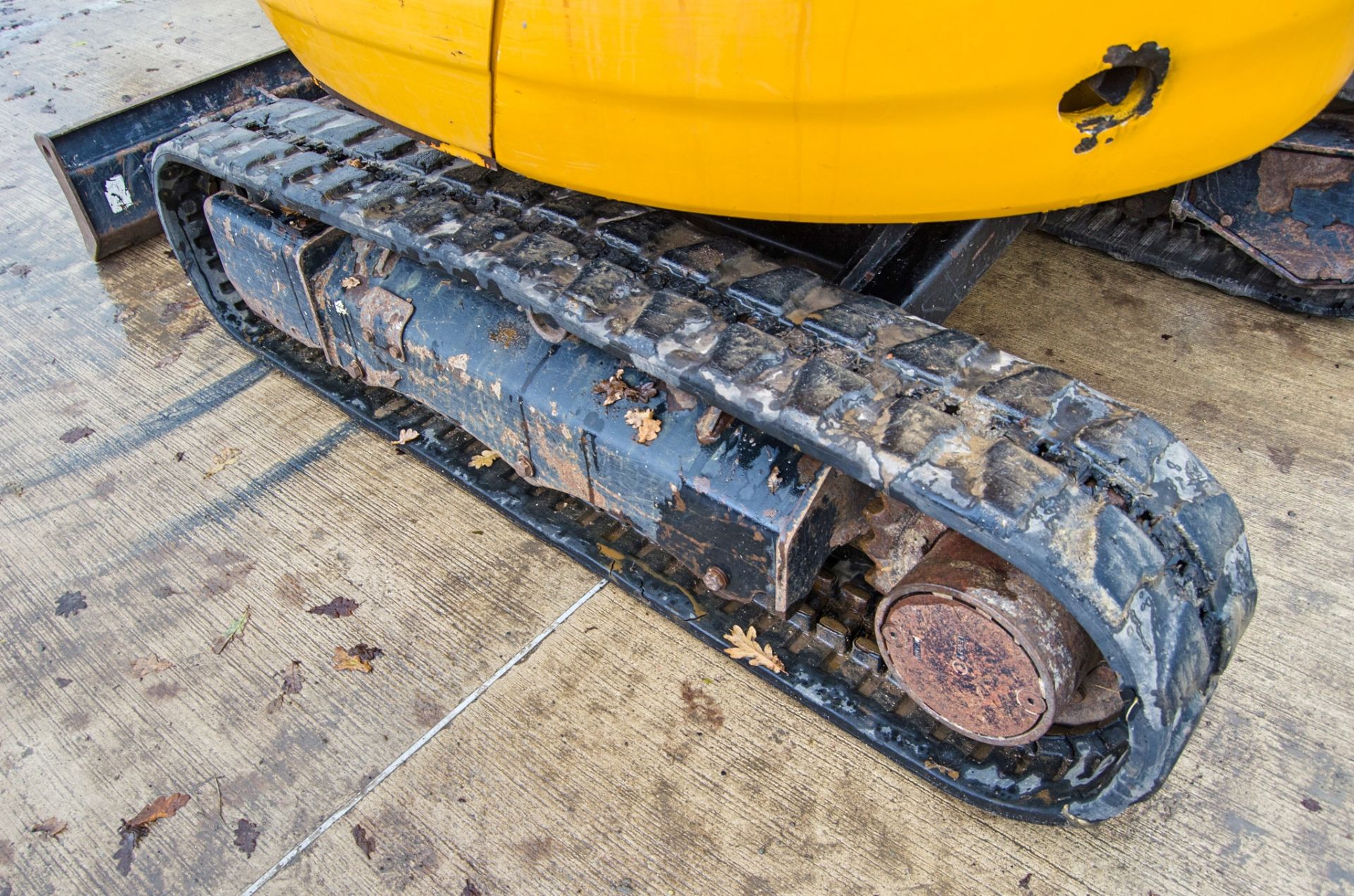 JCB 8025 ZTS 2.5 tonne rubber tracked mini excavator Year: 2017 S/N: 2227776 Recorded Hours: 2543 - Image 11 of 23