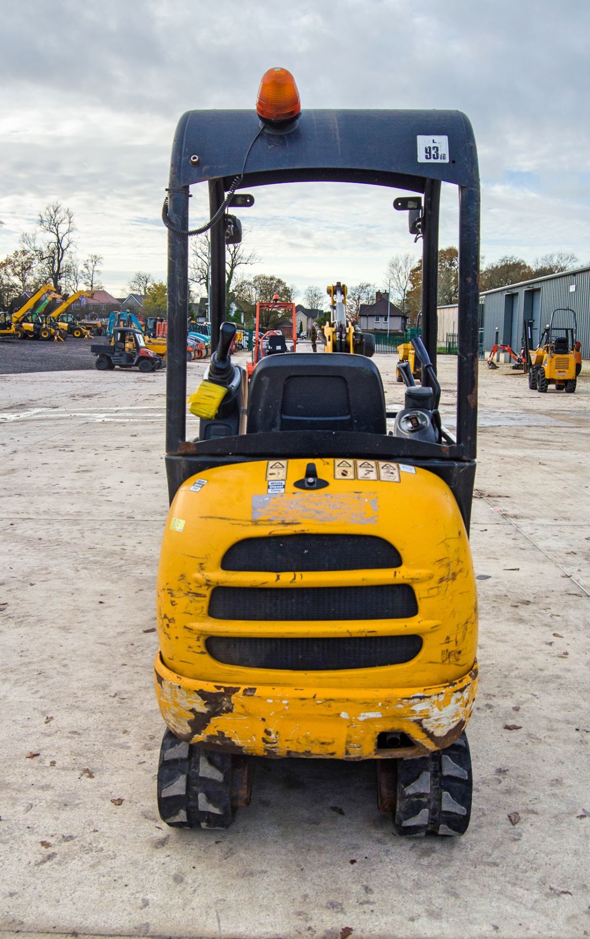 JCB 8016 1.5 tonne rubber tracked mini excavator Year: 2017 S/N: 2072019 Recorded Hours: 1796 blade, - Image 6 of 24