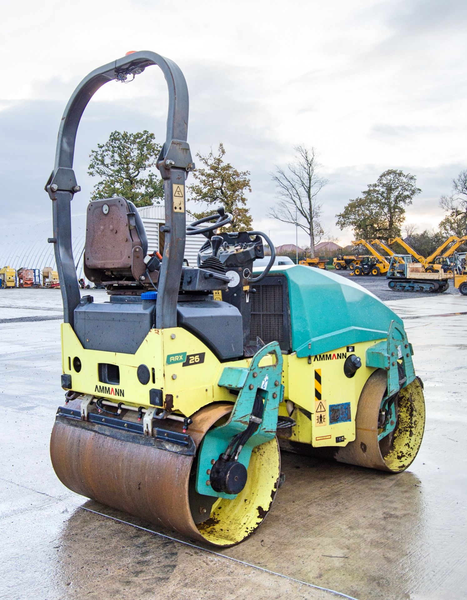 Ammann ARX26 double drum ride on roller Year: 2015 S/N: 6150218 Recorded Hours: Not displayed 2049 - Image 3 of 19