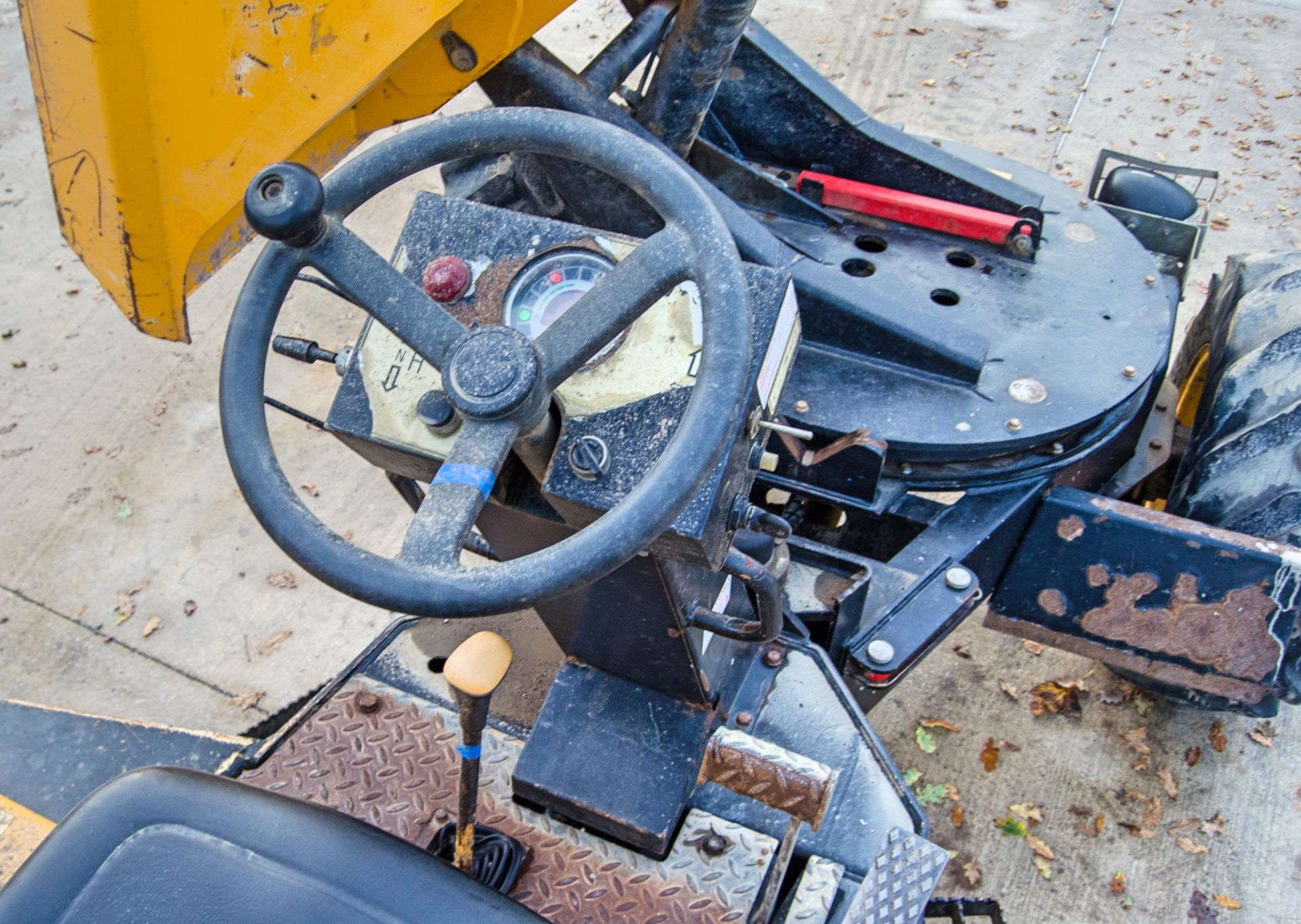 JCB 6 tonne swivel skip dumper Year: 2016 S/N: GGRL0990 Recorded Hours: 1261 A751564 - Image 17 of 21