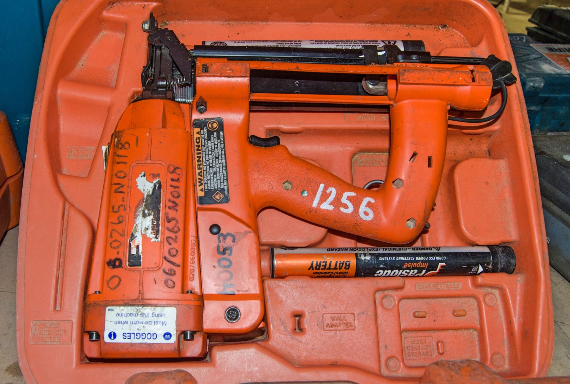 Paslode Impulse IM65 F16 nail gun c/w carry case