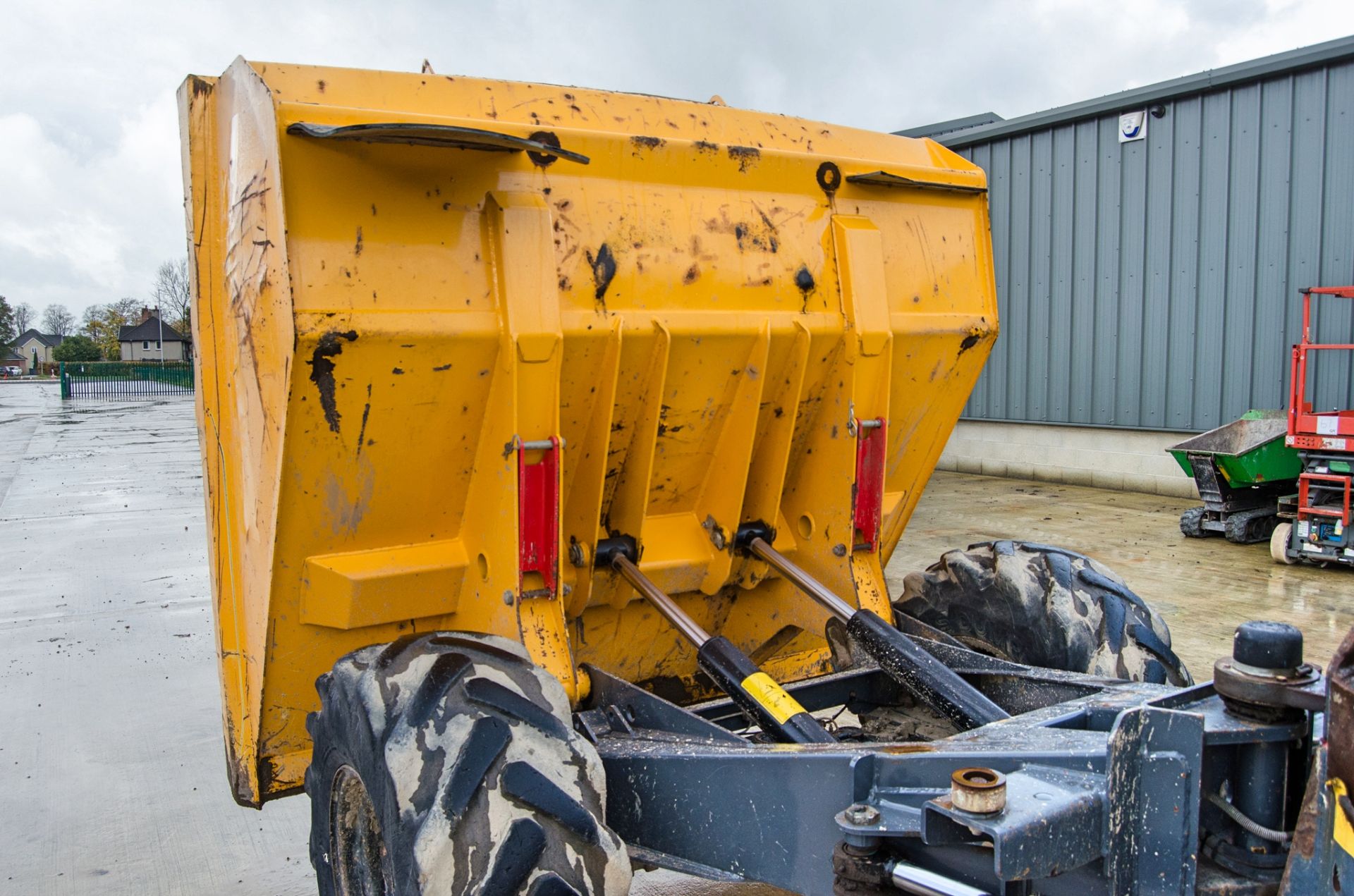 Terex TA6 6 tonne straight skip dumper Year: 2015 S/N:EF7PP7908 Recorded Hours: 2204 D2110 - Image 11 of 24