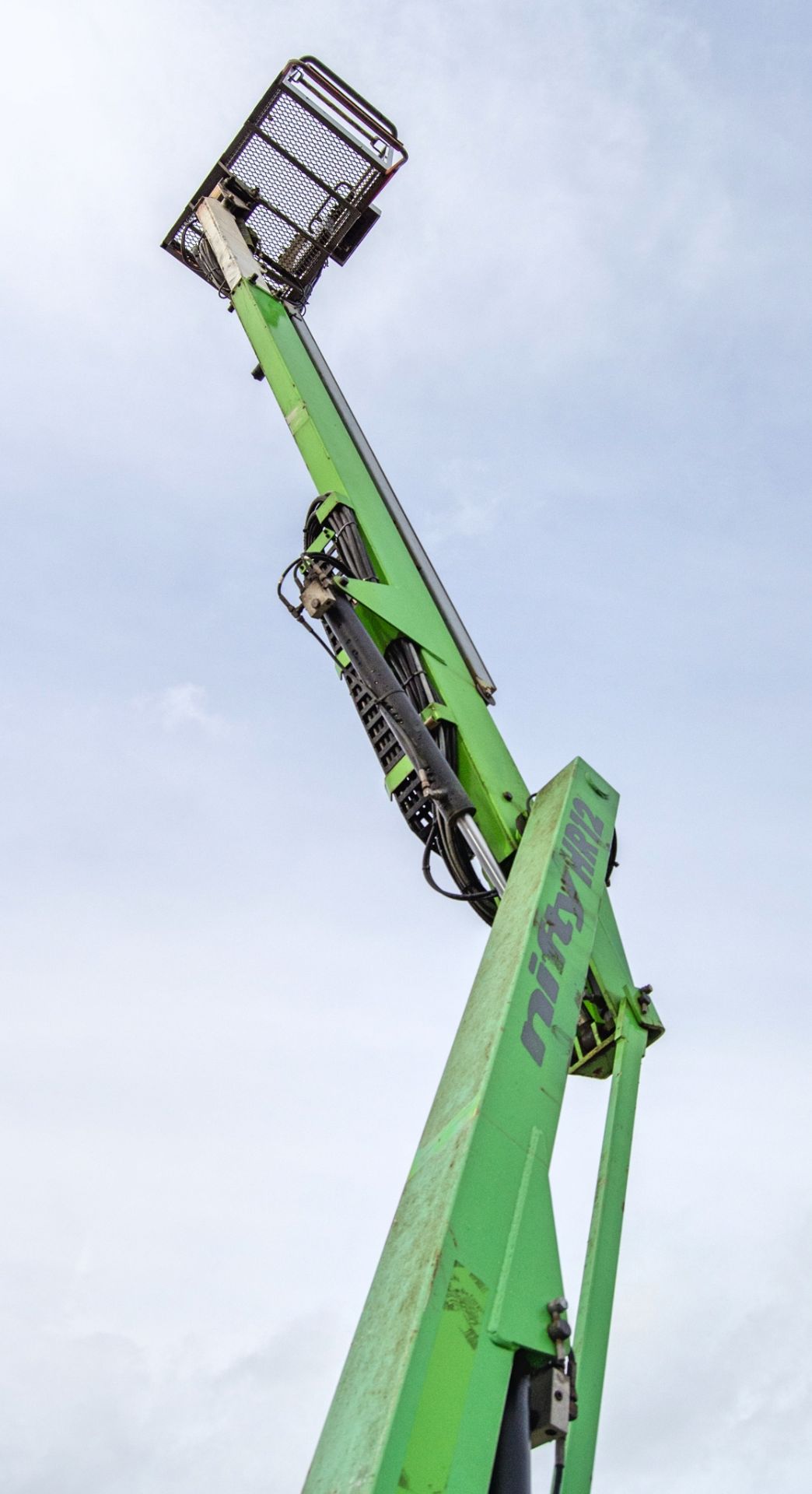 Nifty HR12 diesel/battery articulated boom lift access platform Year: 2011 S/N: 1221665 A567344 - Image 10 of 19