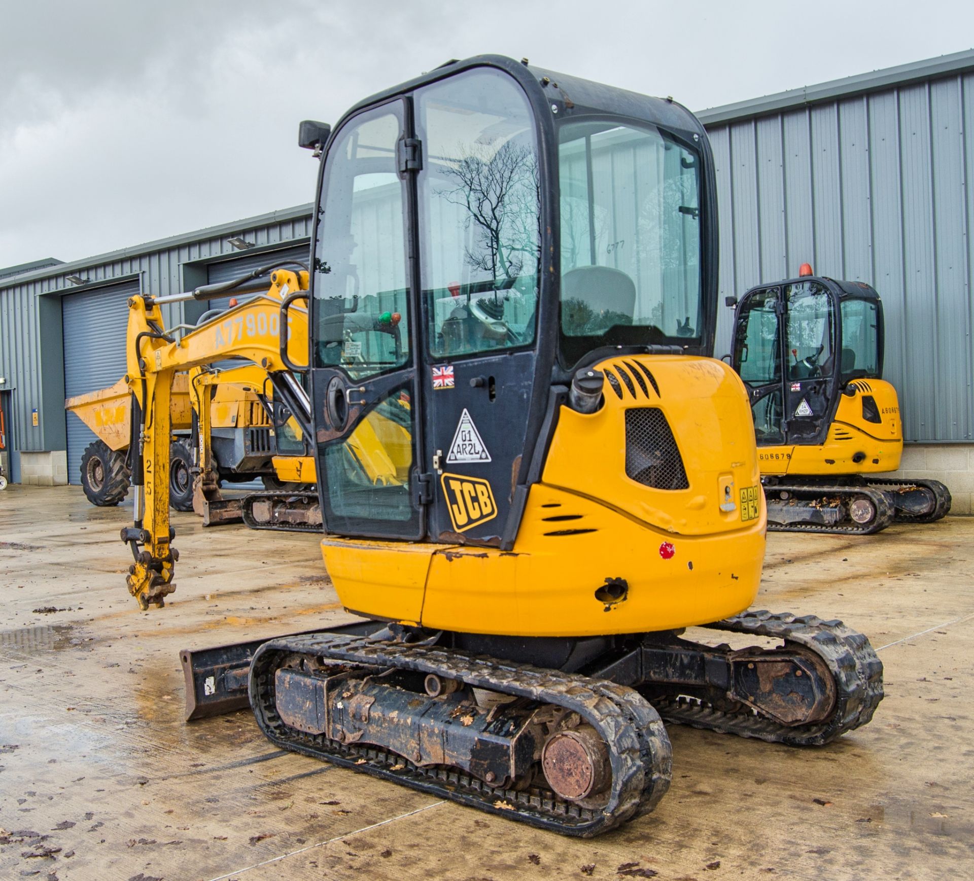JCB 8025 ZTS 2.5 tonne rubber tracked mini excavator Year: 2017 S/N: 2227776 Recorded Hours: 2543 - Image 4 of 23