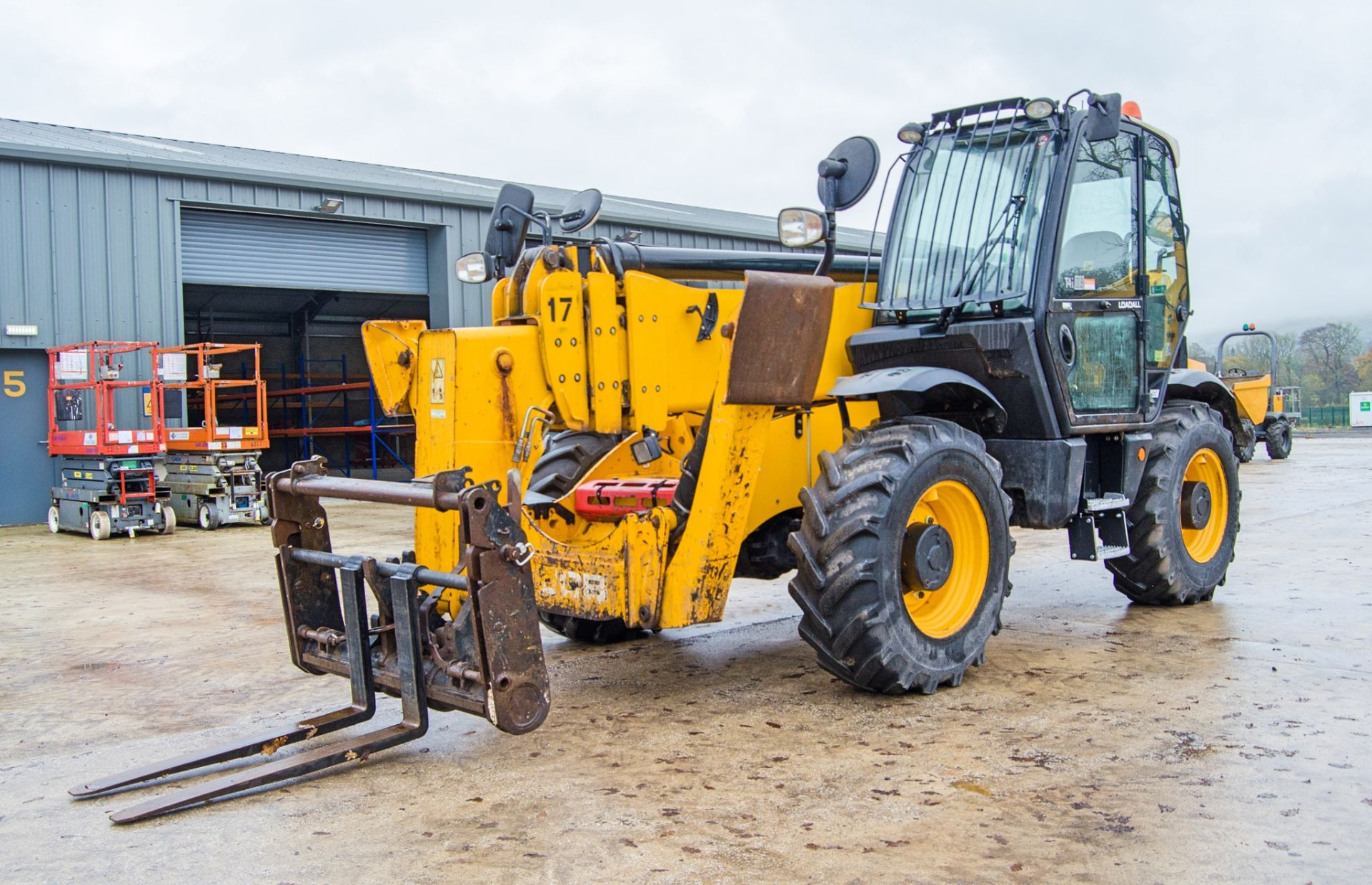 JCB 540-170 T4i IIIB 17 metre telescopic handler Year: 2016 S/N: 2461875 Recorded Hours: 5455 c/w