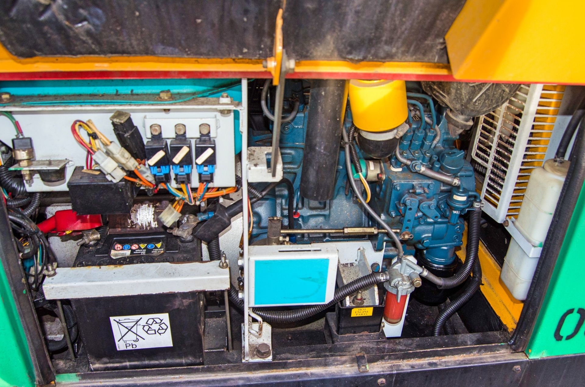 Arc Gen Weldmaker 332SSDK diesel driven fast tow welder/generator S/N: 303162 Recorded hours: 132 - Image 5 of 5