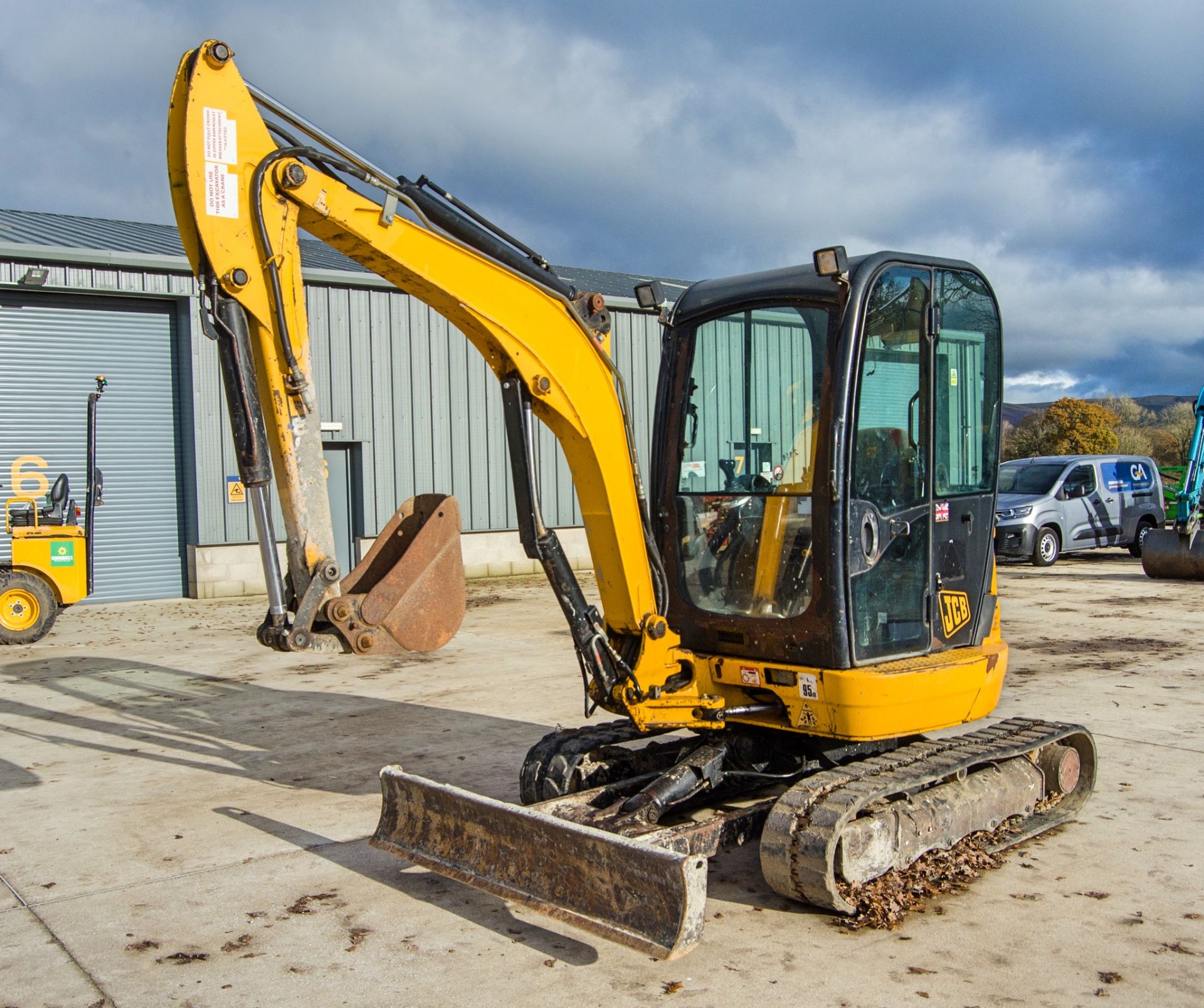 JCB 8030 ZTS 3 tonne rubber tracked mini excavator Year: 2015 S/N: 2432319 Recorded Hours: 3205